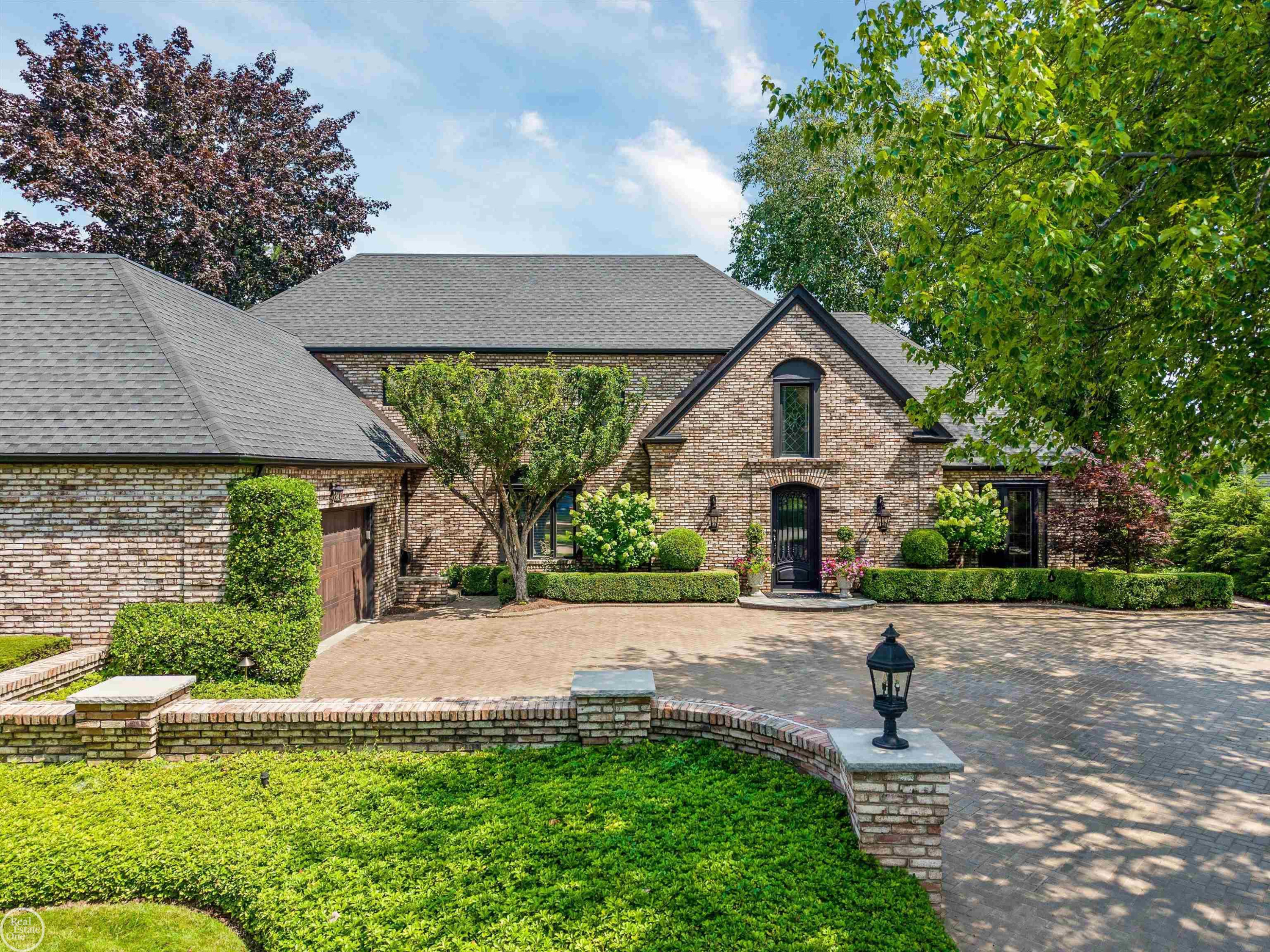 54 Belle Meade Street, Grosse Pointe, MI 48236 — Photo 2