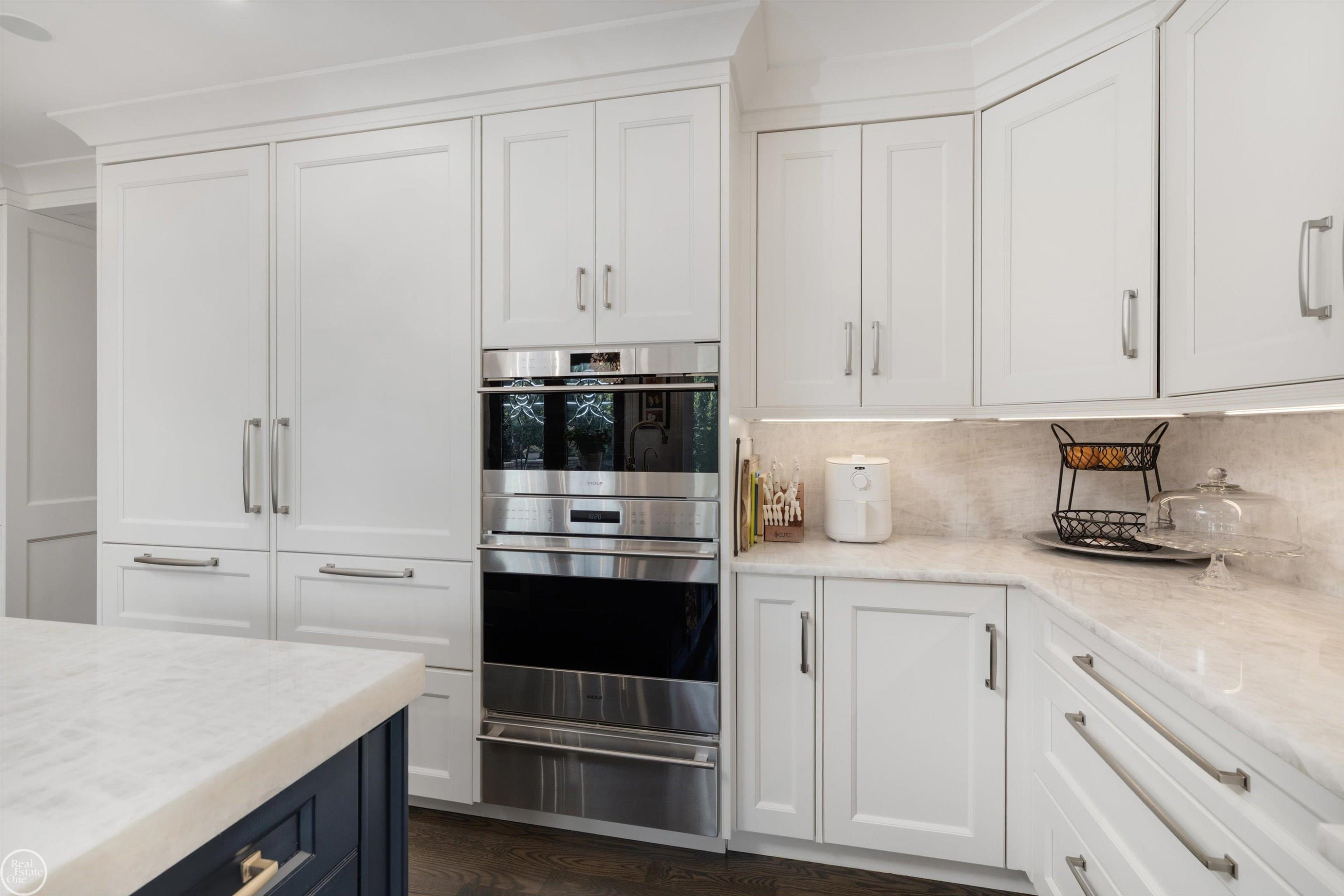 54 Belle Meade Street, Grosse Pointe, MI 48236 — Photo 23