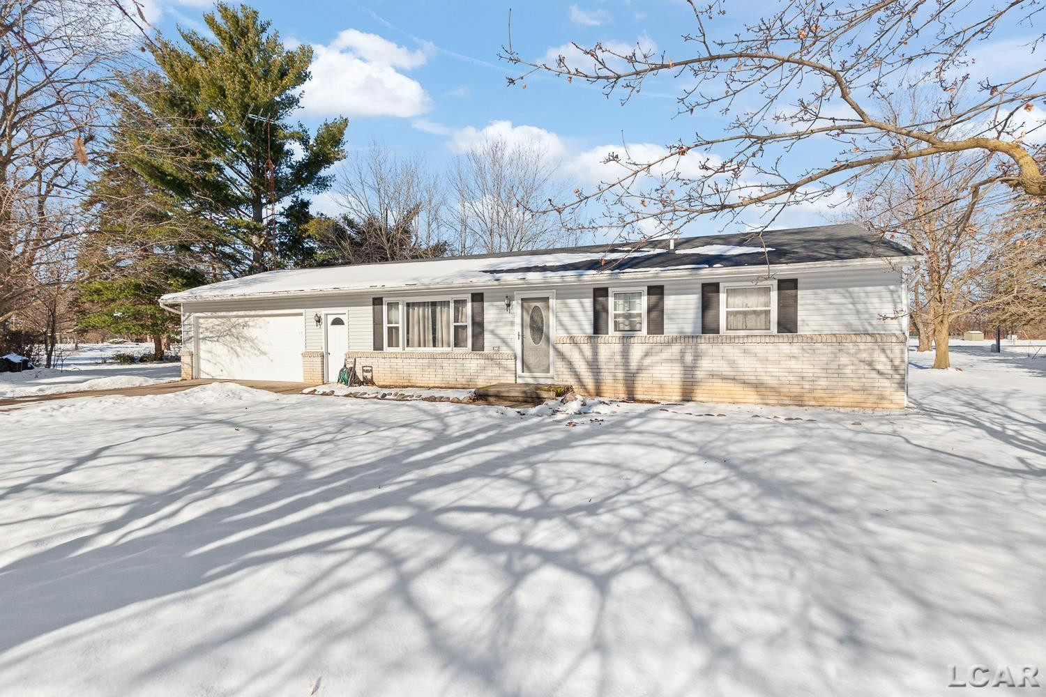 1464 Mardan Drive, Adrian, MI 49221 — Photo 2