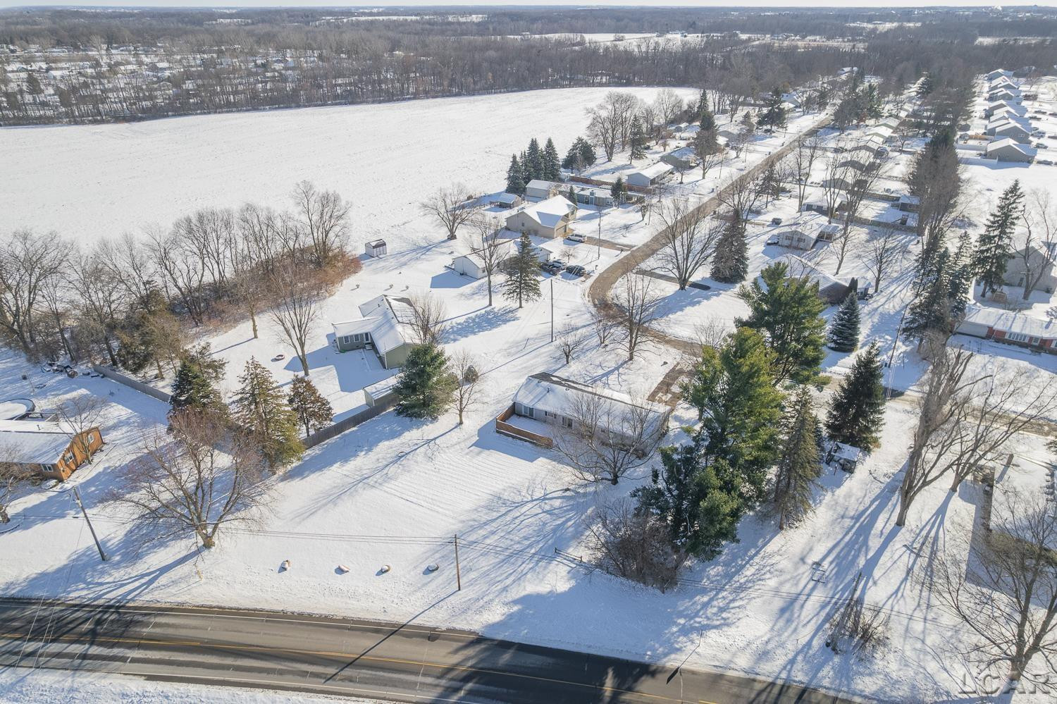 1464 Mardan Drive, Adrian, MI 49221 — Photo 38