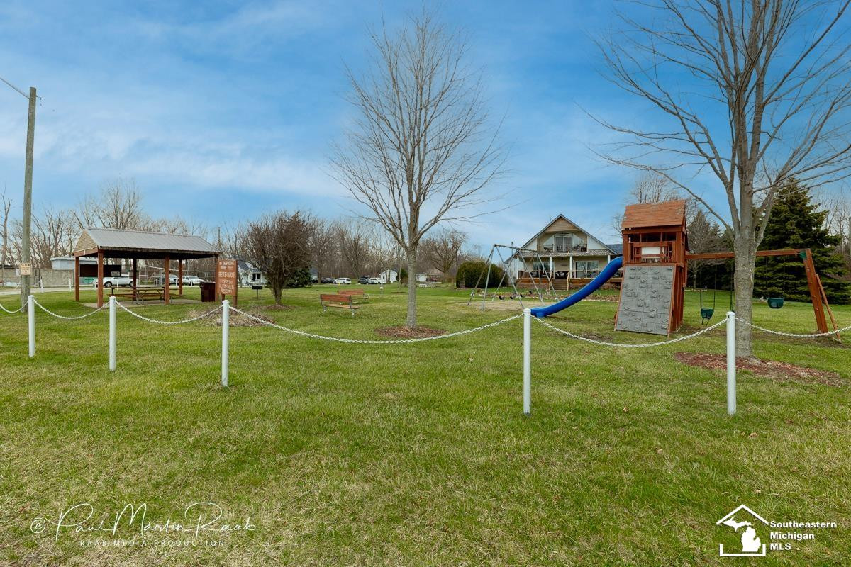 4450 Sycamore Road, Newport, MI 48166 — Photo 18