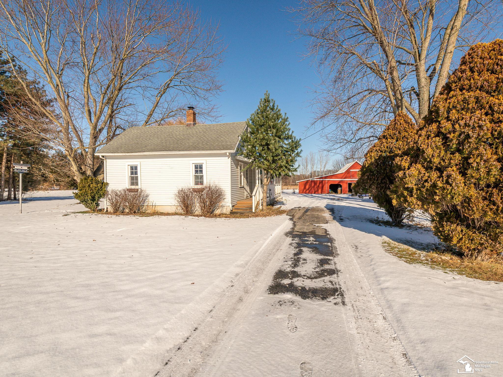 16246 Morocco Road, Petersburg, MI 49270 — Photo 2