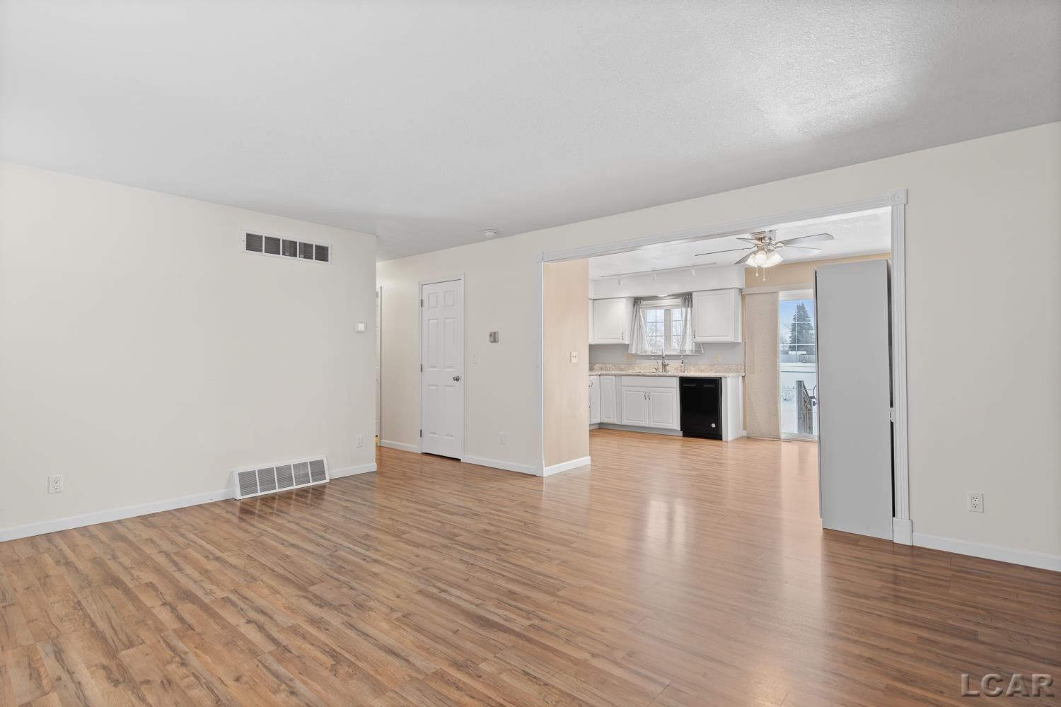 5143 Osburn Drive, Tecumseh, MI 49286 — Photo 5