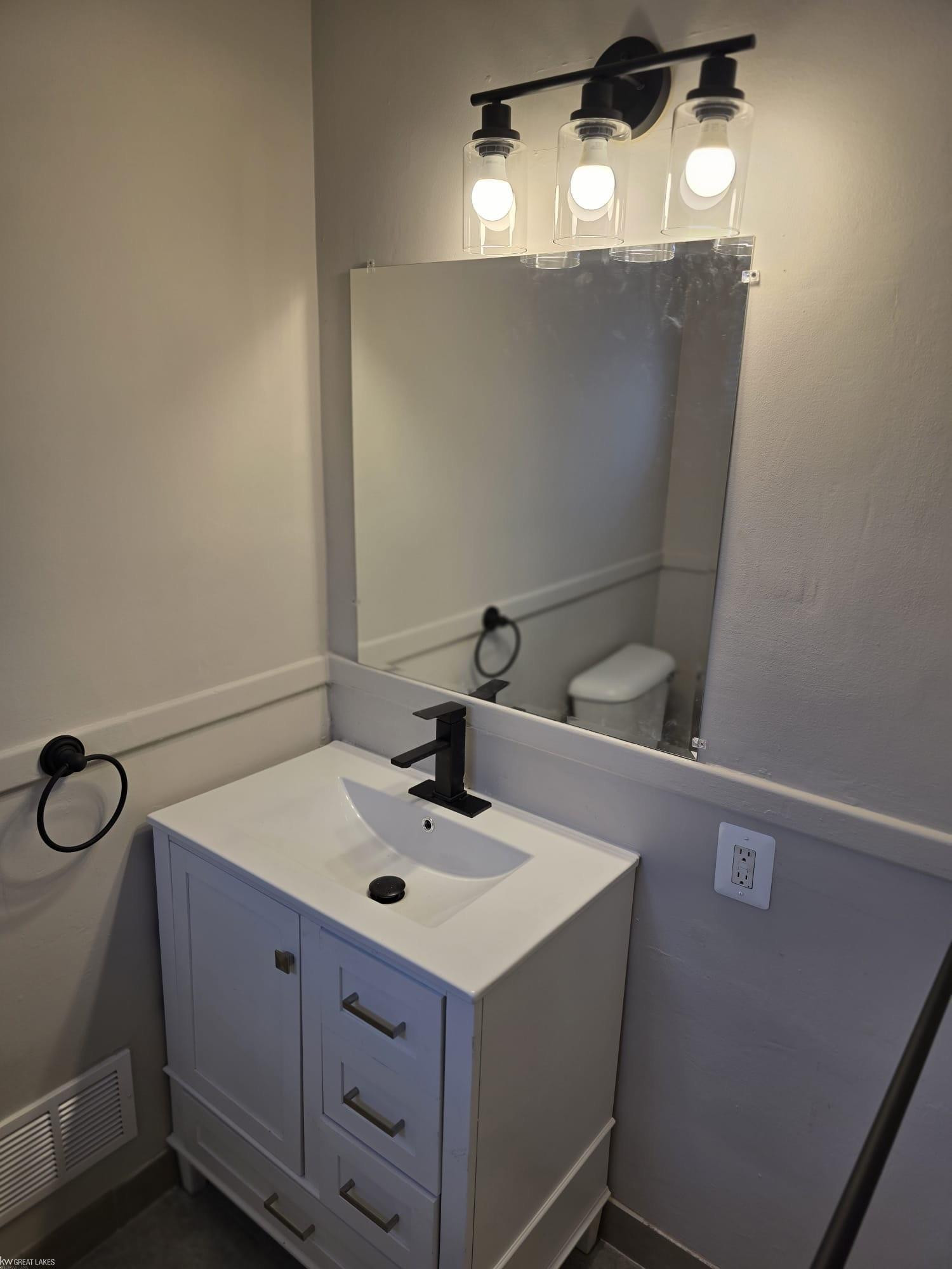 18595 Stephens Drive, Eastpointe, MI 48021 — Photo 26