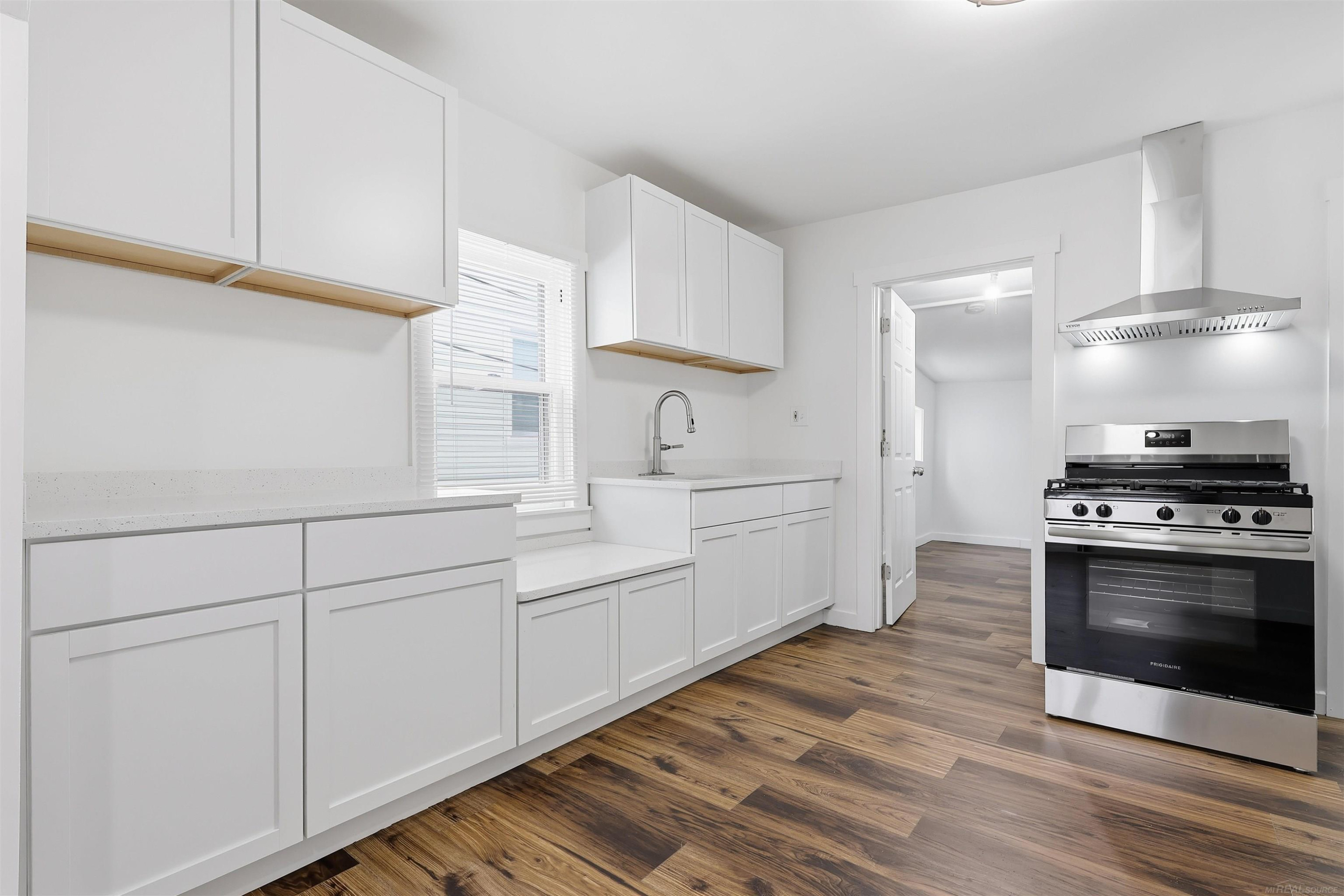 8636 Lozier Avenue, Warren, MI 48089 — Photo 9