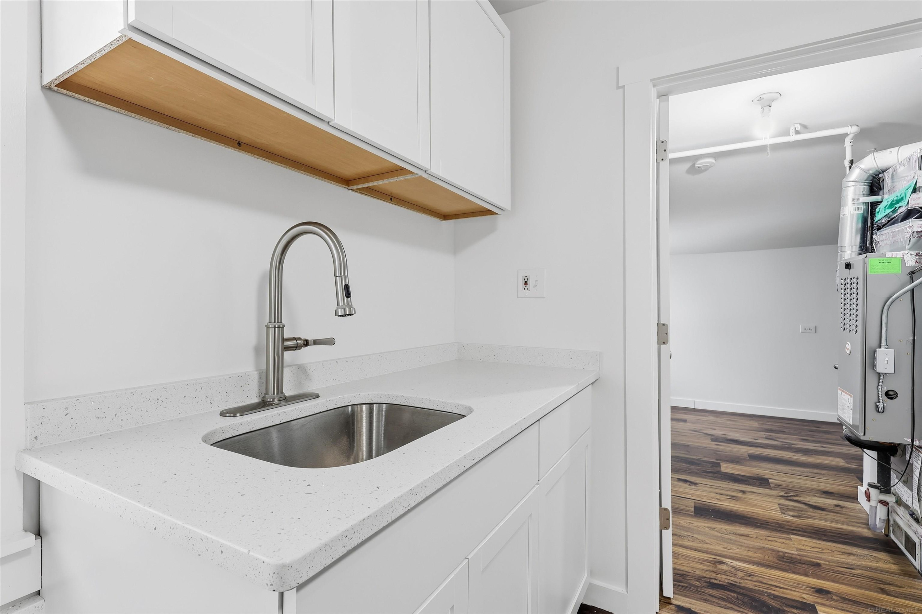 8636 Lozier Avenue, Warren, MI 48089 — Photo 13