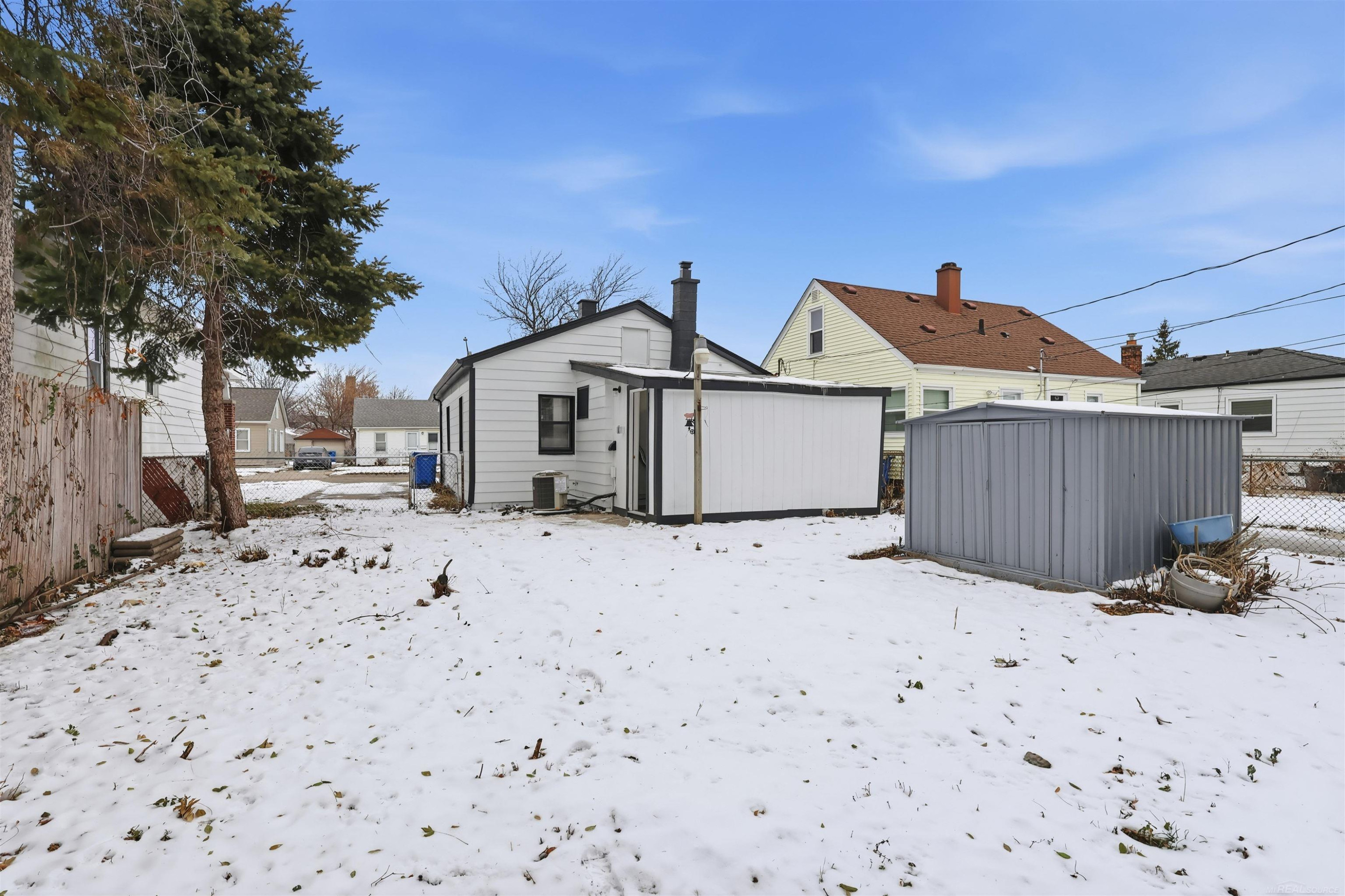 8636 Lozier Avenue, Warren, MI 48089 — Photo 18