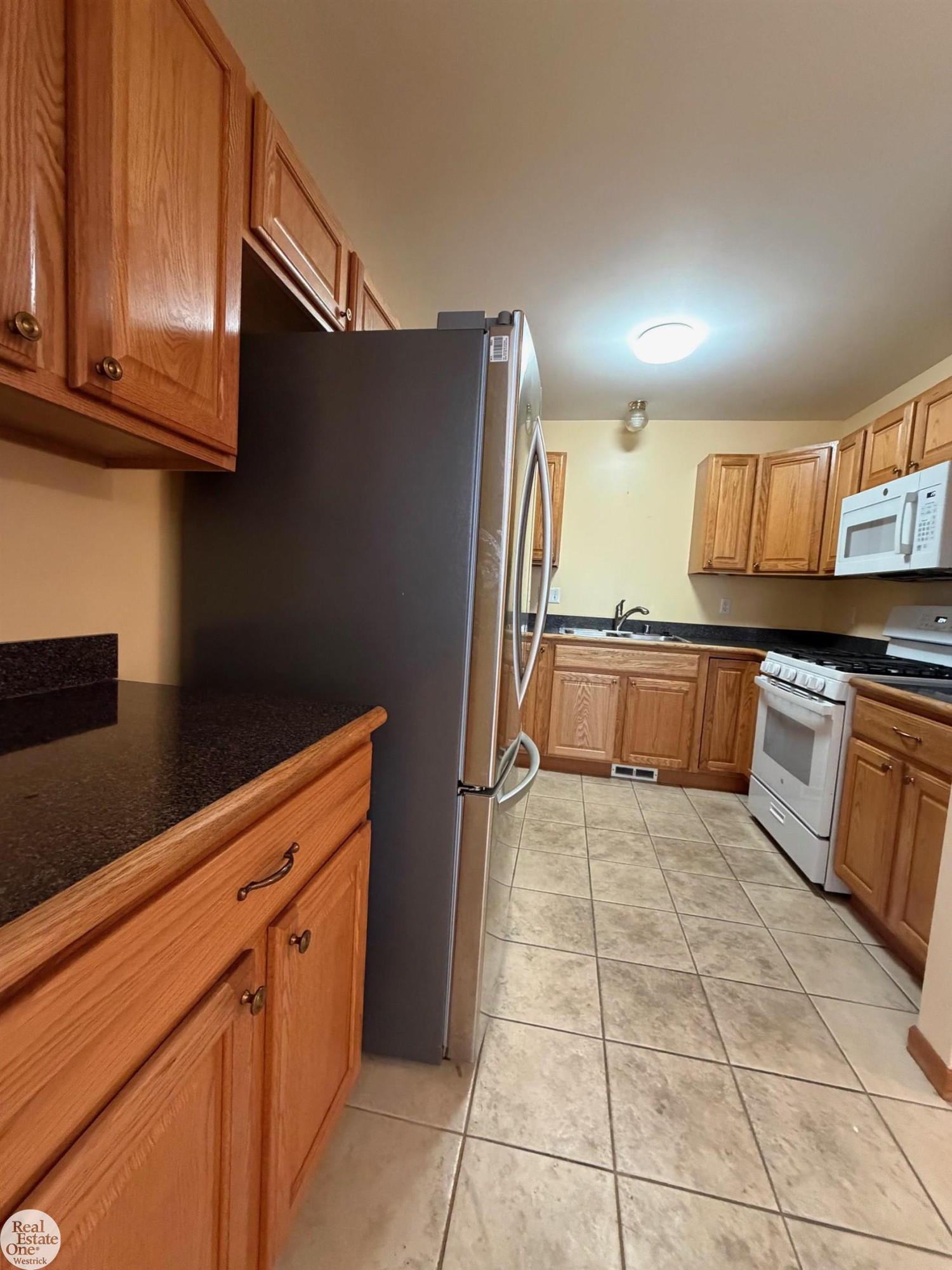 326 Heritage Way, Algonac, MI 48001 — Photo 8