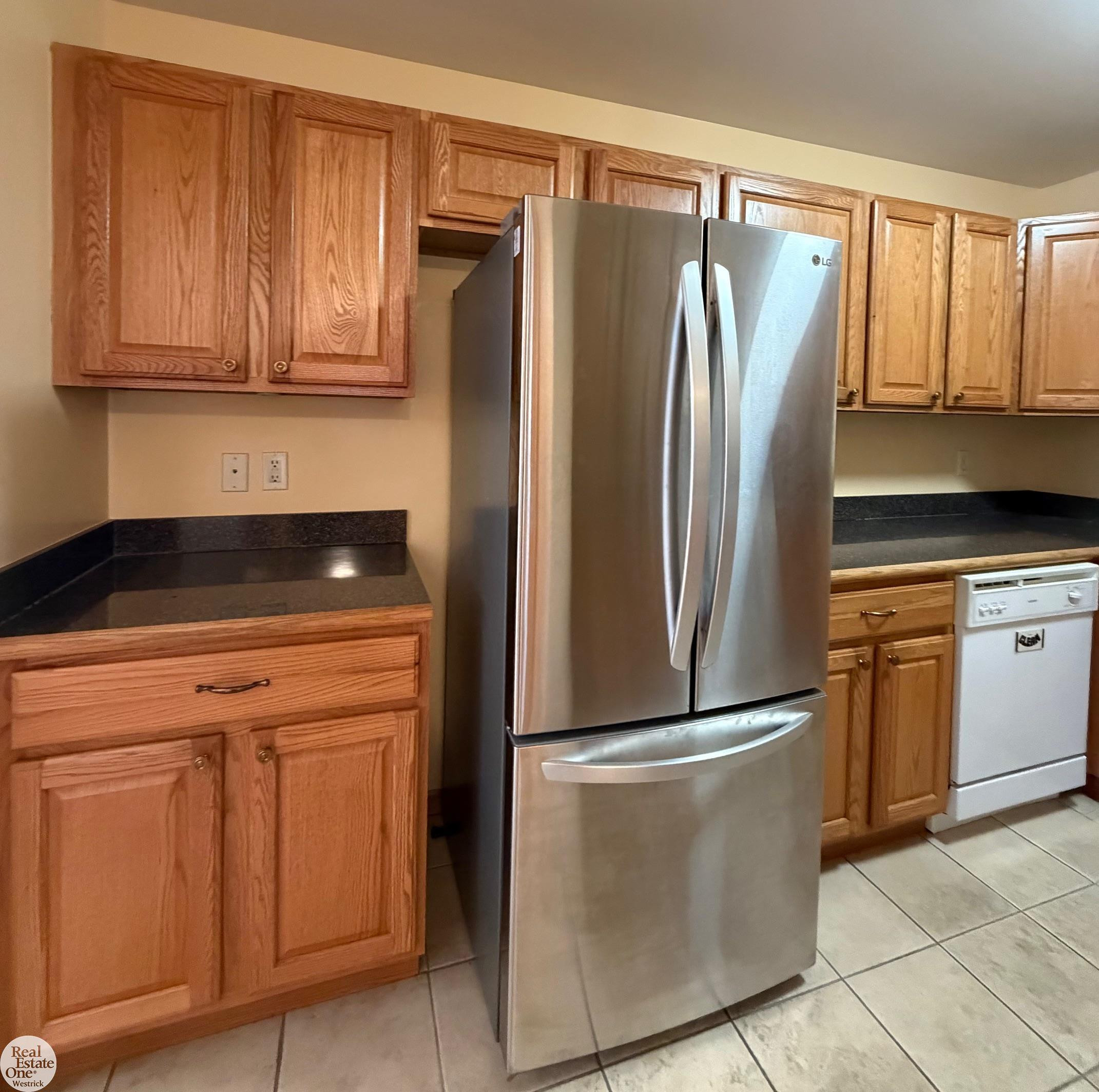 326 Heritage Way, Algonac, MI 48001 — Photo 10