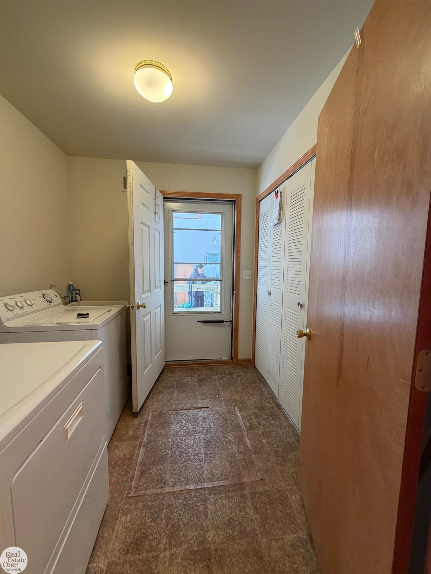 326 Heritage Way, Algonac, MI 48001 — Photo 13