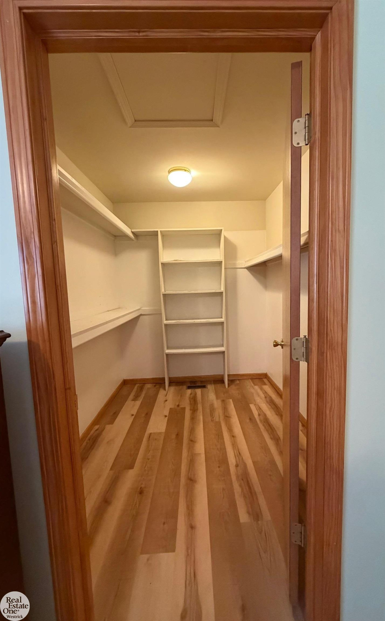 326 Heritage Way, Algonac, MI 48001 — Photo 18