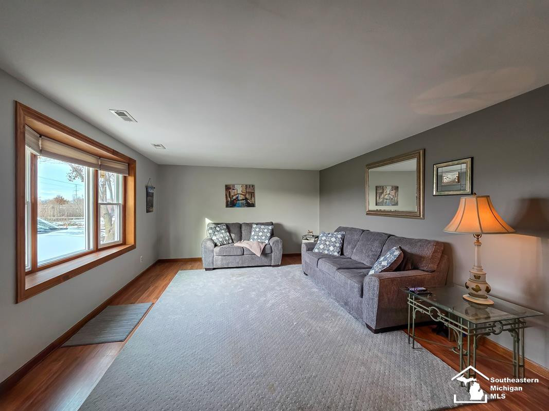 6156 WILLIAMS Road, Newport, MI 48166 — Photo 12