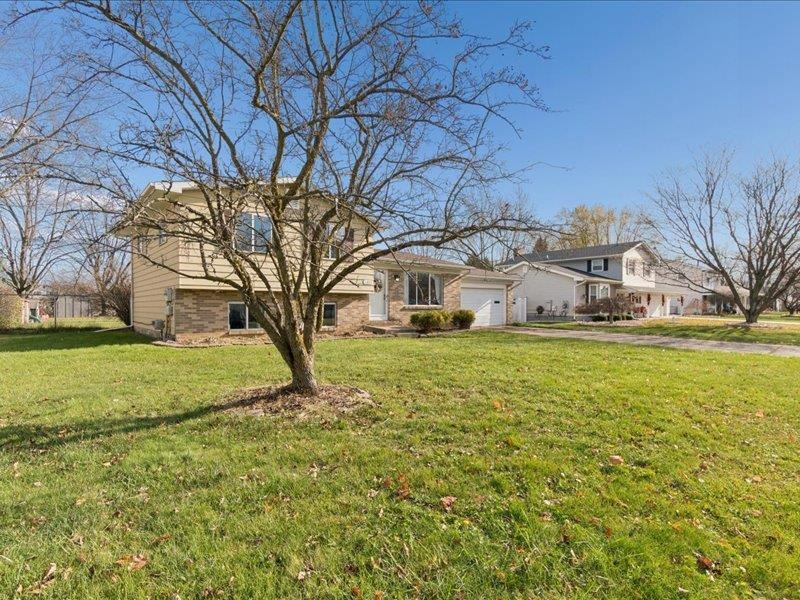 4341 Staunton Drive, Swartz Creek, MI 48473 — Photo 3