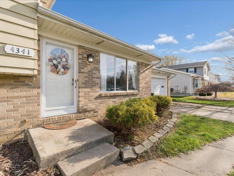 4341 Staunton Drive, Swartz Creek, MI 48473 — Photo 5