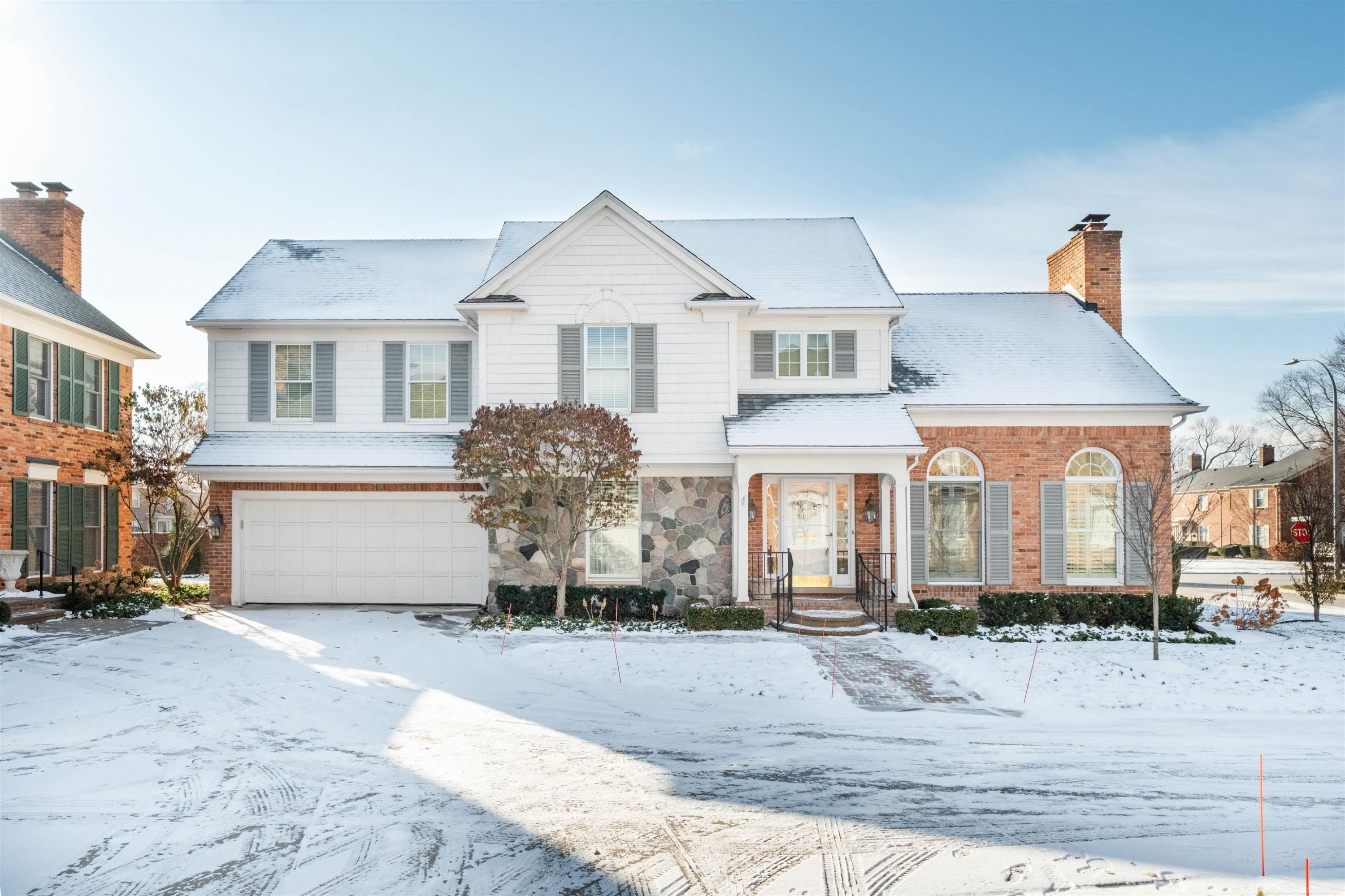 926 Lochmoor Place, Grosse Pointe Woods, MI 48236 — Photo 37