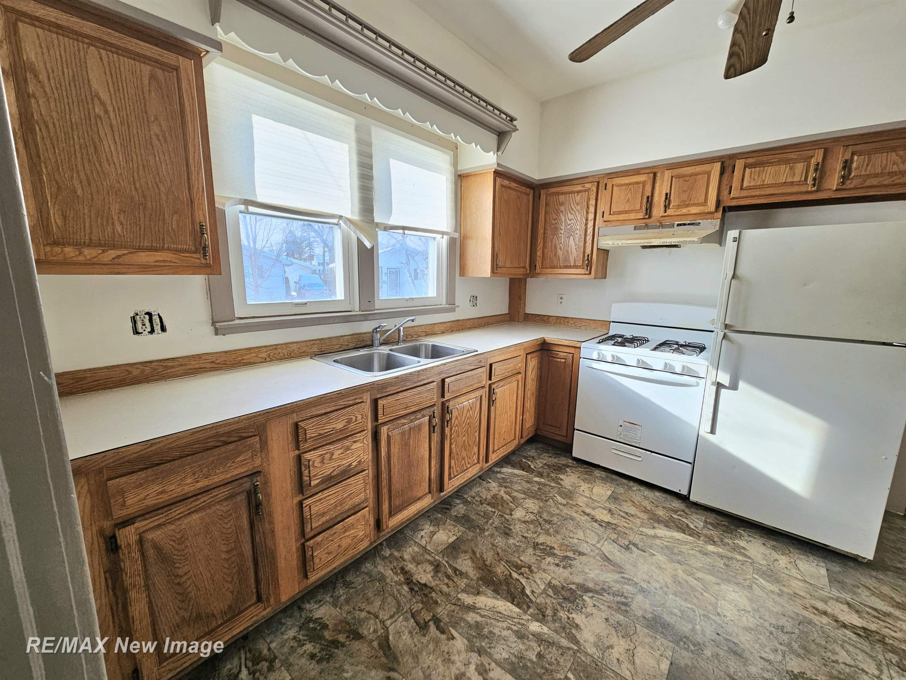 505 Yale Street, Saginaw, MI 48602 — Photo 8