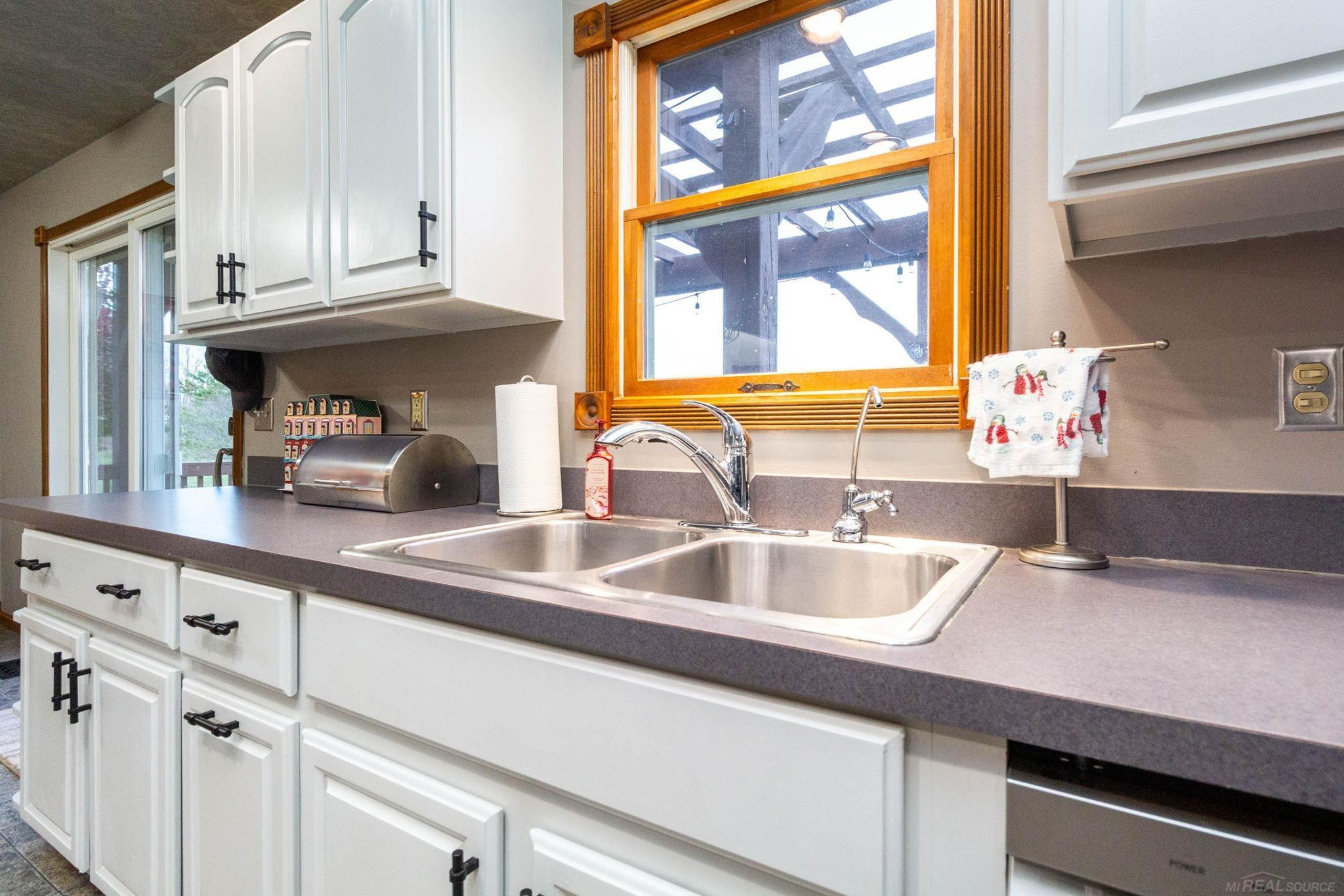 575 Stoddard Road, MI — Photo 14