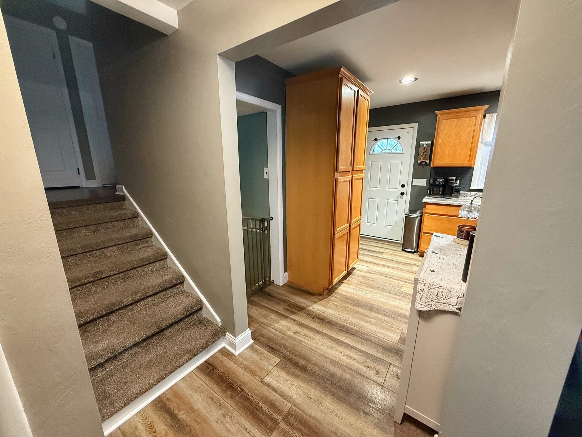 5016 Deland Road, Flushing, MI 48433 — Photo 9