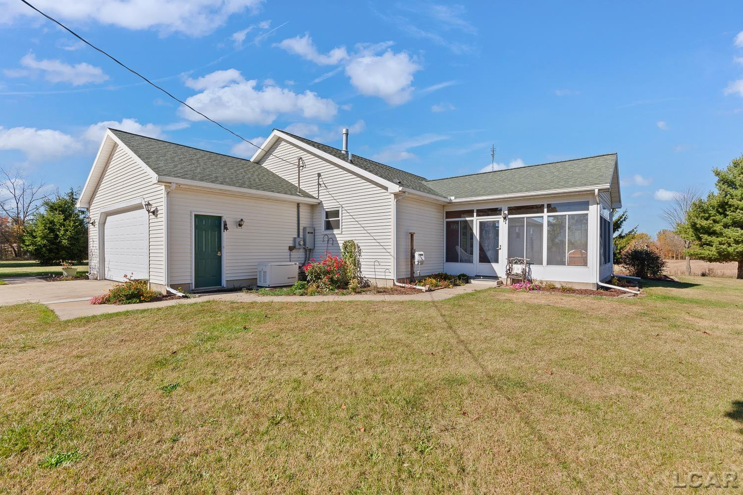 2251 N Waldron Drive, Pittsford, MI 49271 — Photo 5
