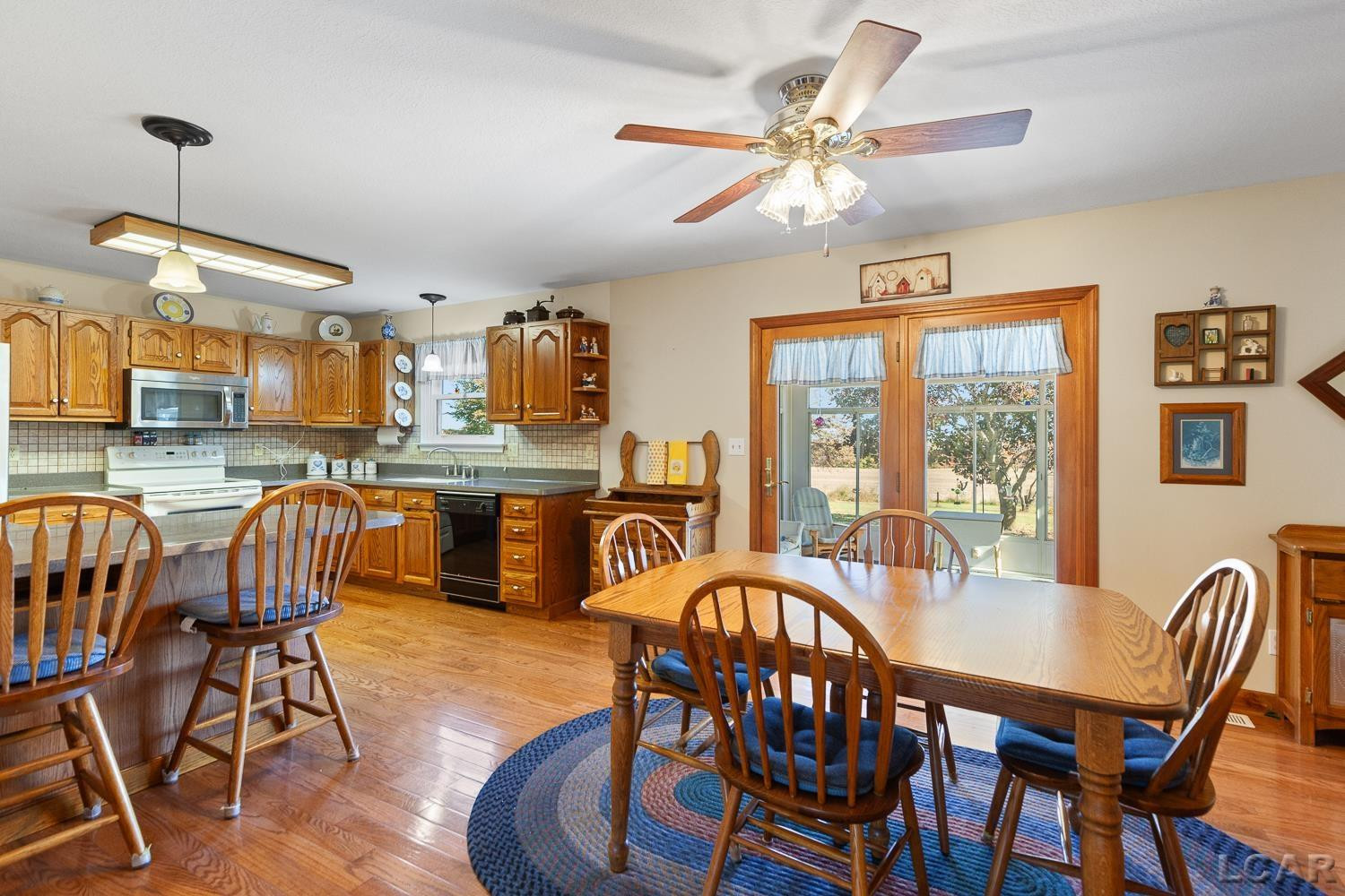 2251 N Waldron Drive, Pittsford, MI 49271 — Photo 9