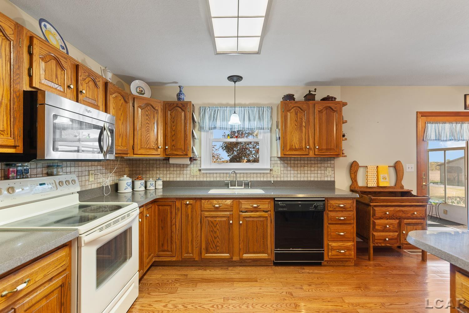 2251 N Waldron Drive, Pittsford, MI 49271 — Photo 14