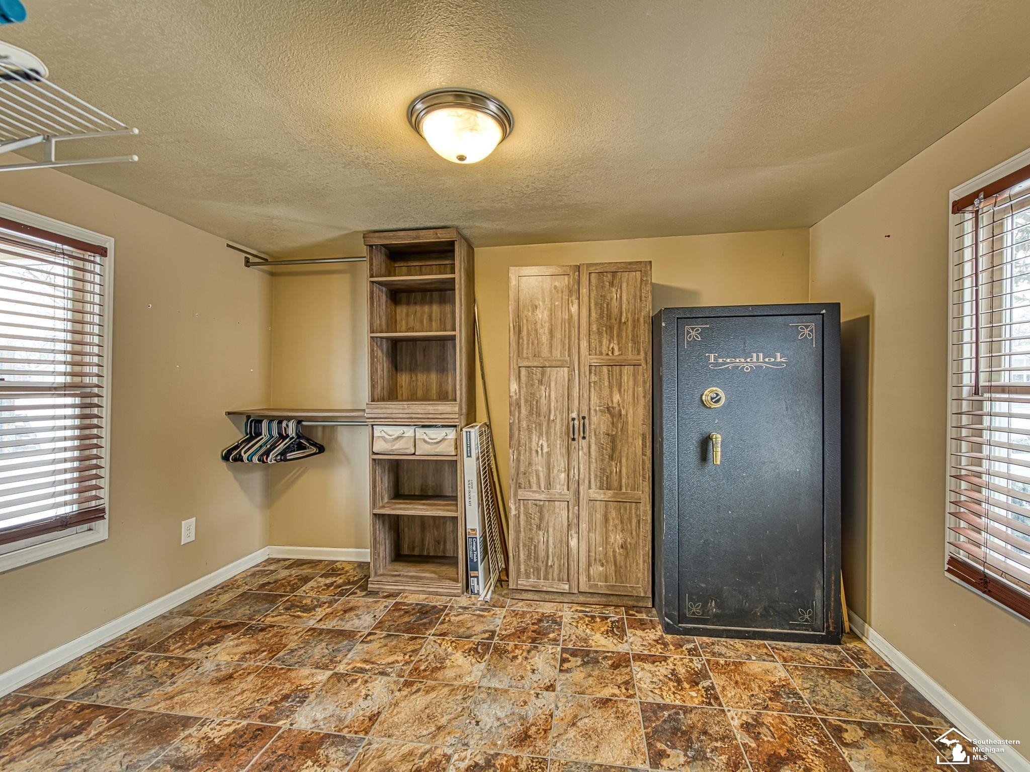 196 E Walnut Street, Petersburg, MI 49270 — Photo 17
