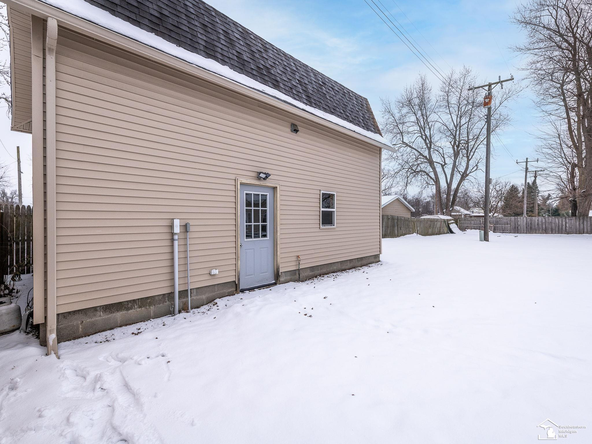196 E Walnut Street, Petersburg, MI 49270 — Photo 28