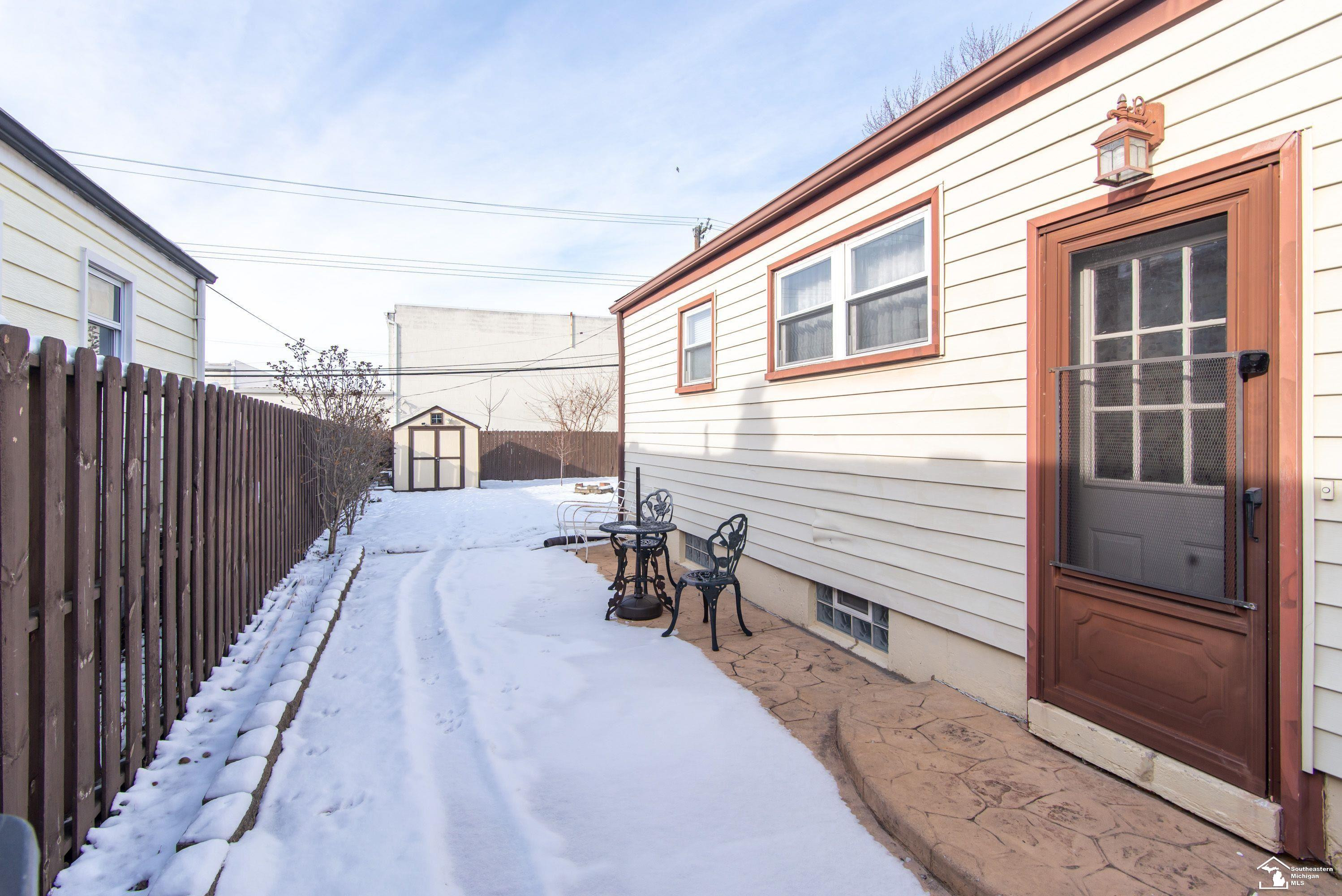 18082 Ray Street, Riverview, MI 48193 — Photo 5
