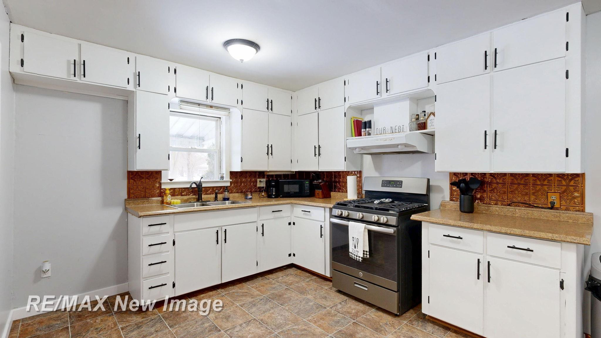 512 Eden Street, Saint Louis, MI 48880 — Photo 11