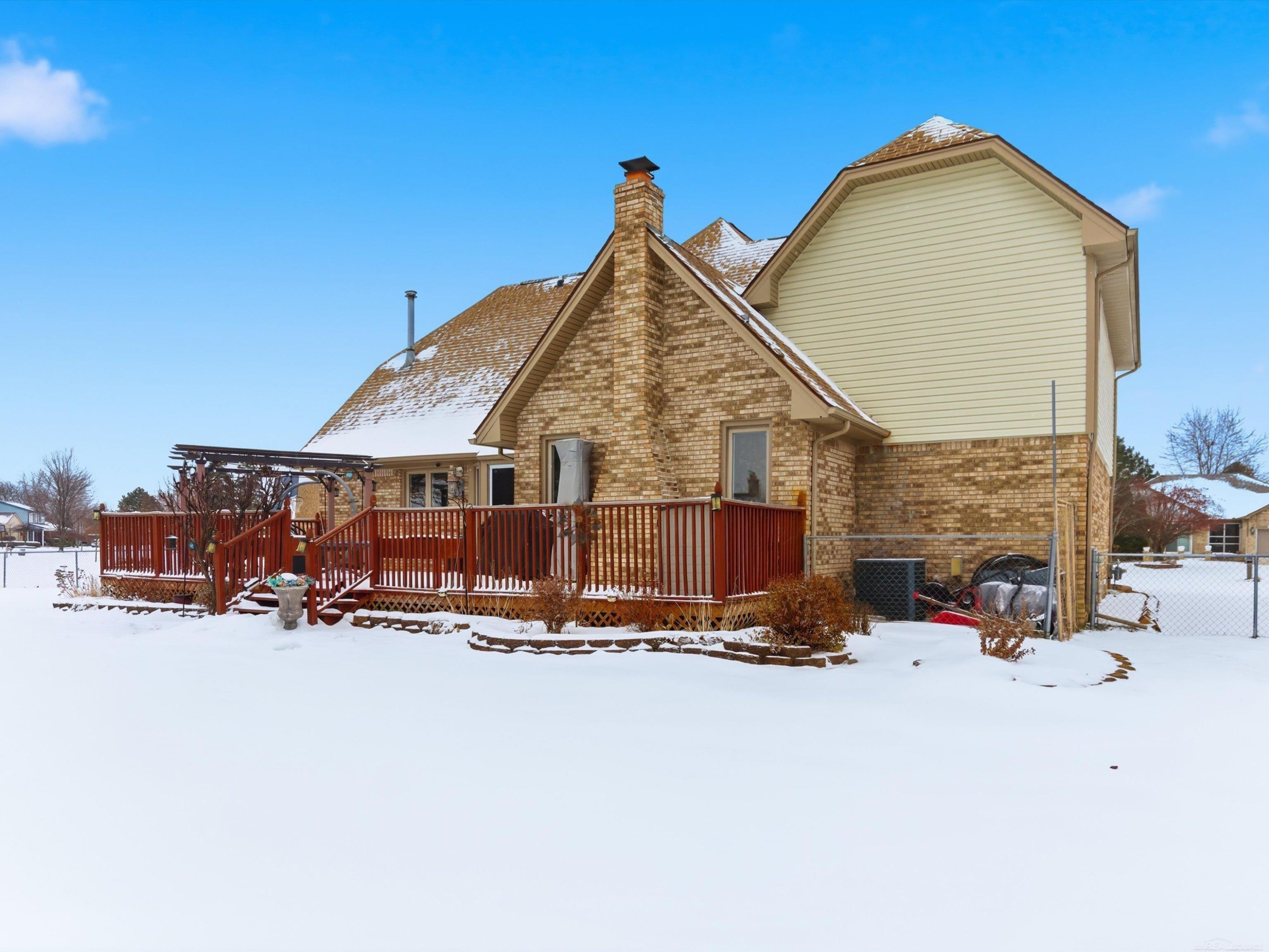 40393 FORDWICH Drive, Sterling, MI 48310 — Photo 44