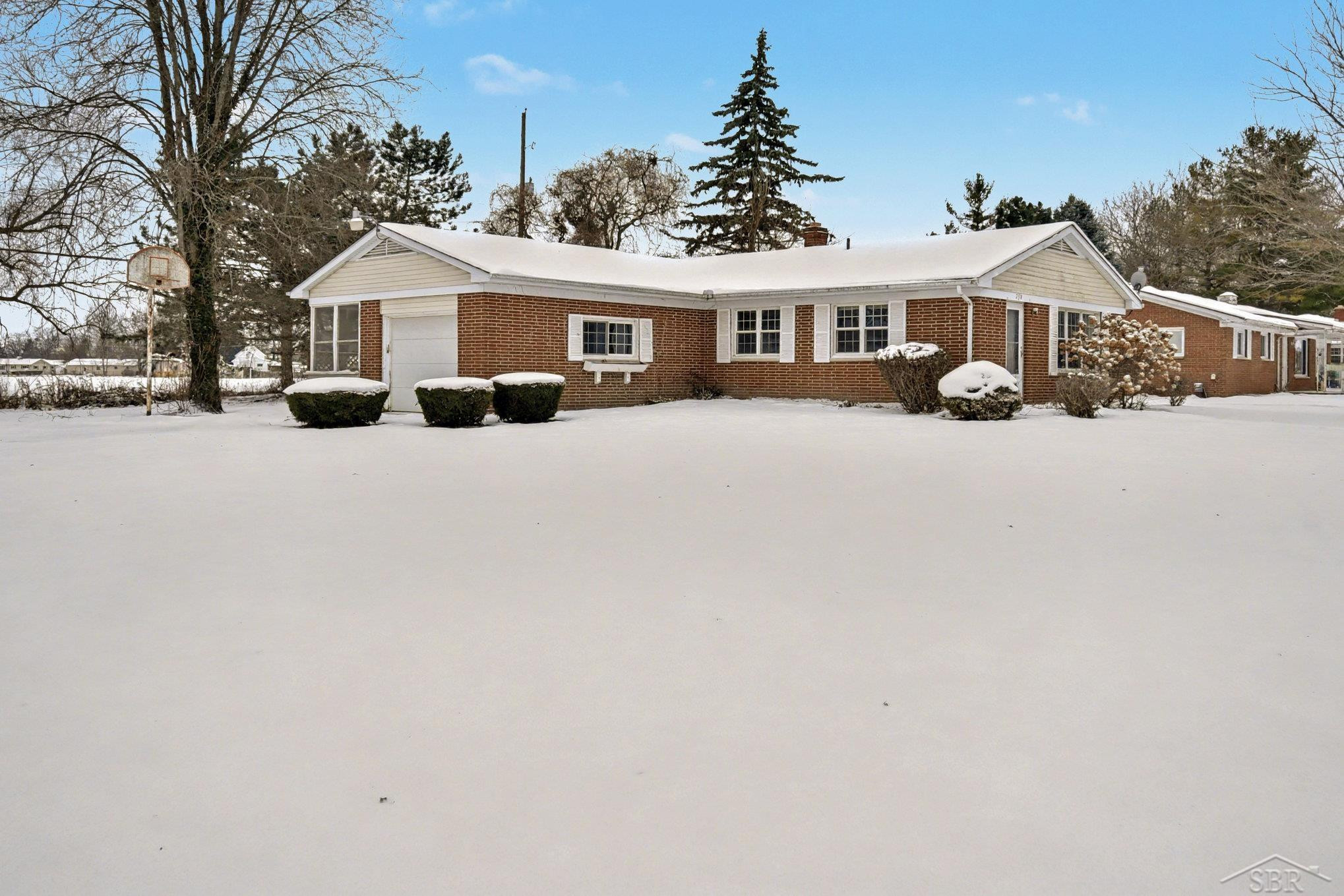 2118 Finch Drive, Saginaw, MI 48601 — Photo 3