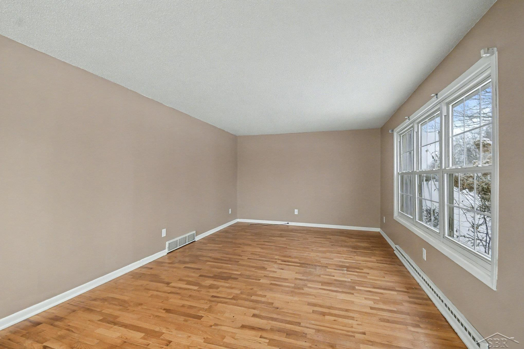 2118 Finch Drive, Saginaw, MI 48601 — Photo 5