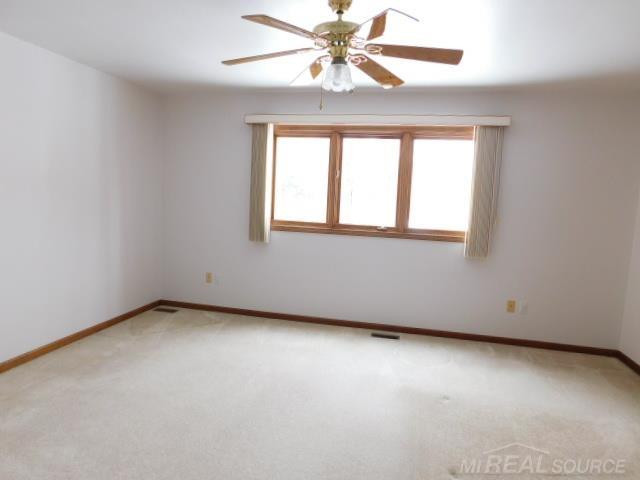 48515 Hidden Oaks Lane, Shelby, MI 48317 — Photo 14