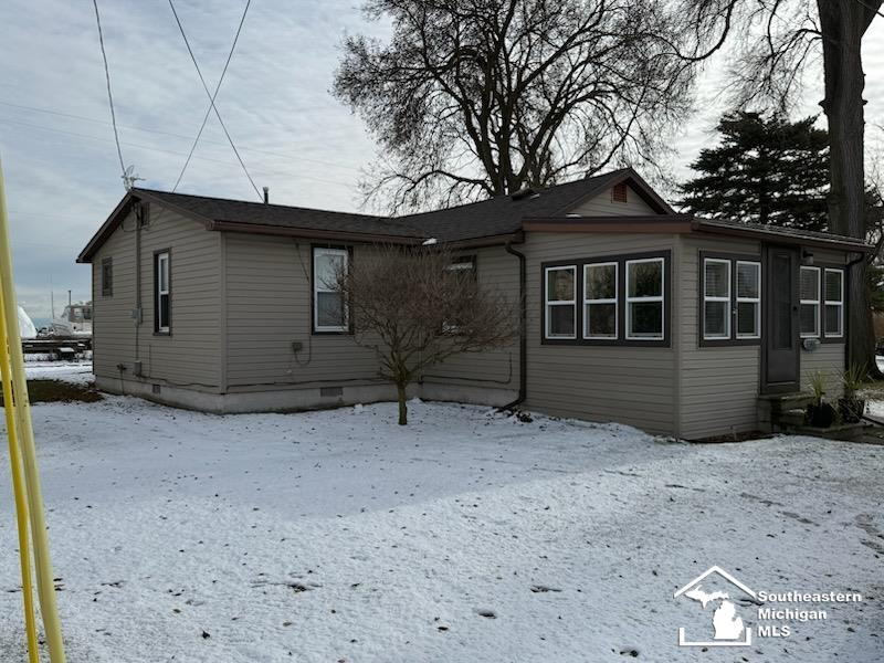 6586 Edgewater Drive, Erie, MI — Photo 3