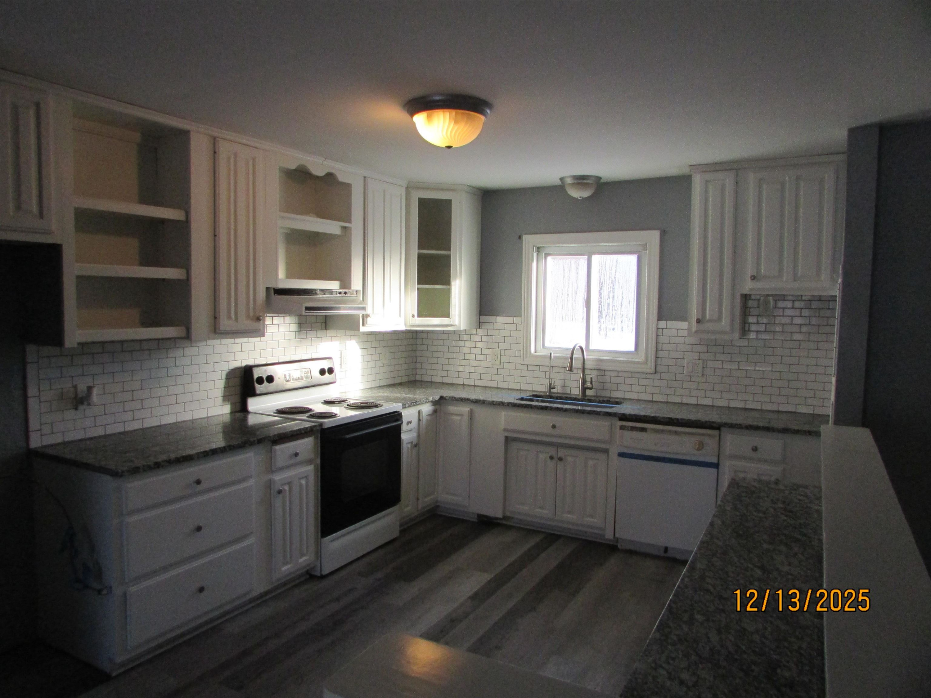 10088 SONORA Drive, Linden, MI 48430 — Photo 12