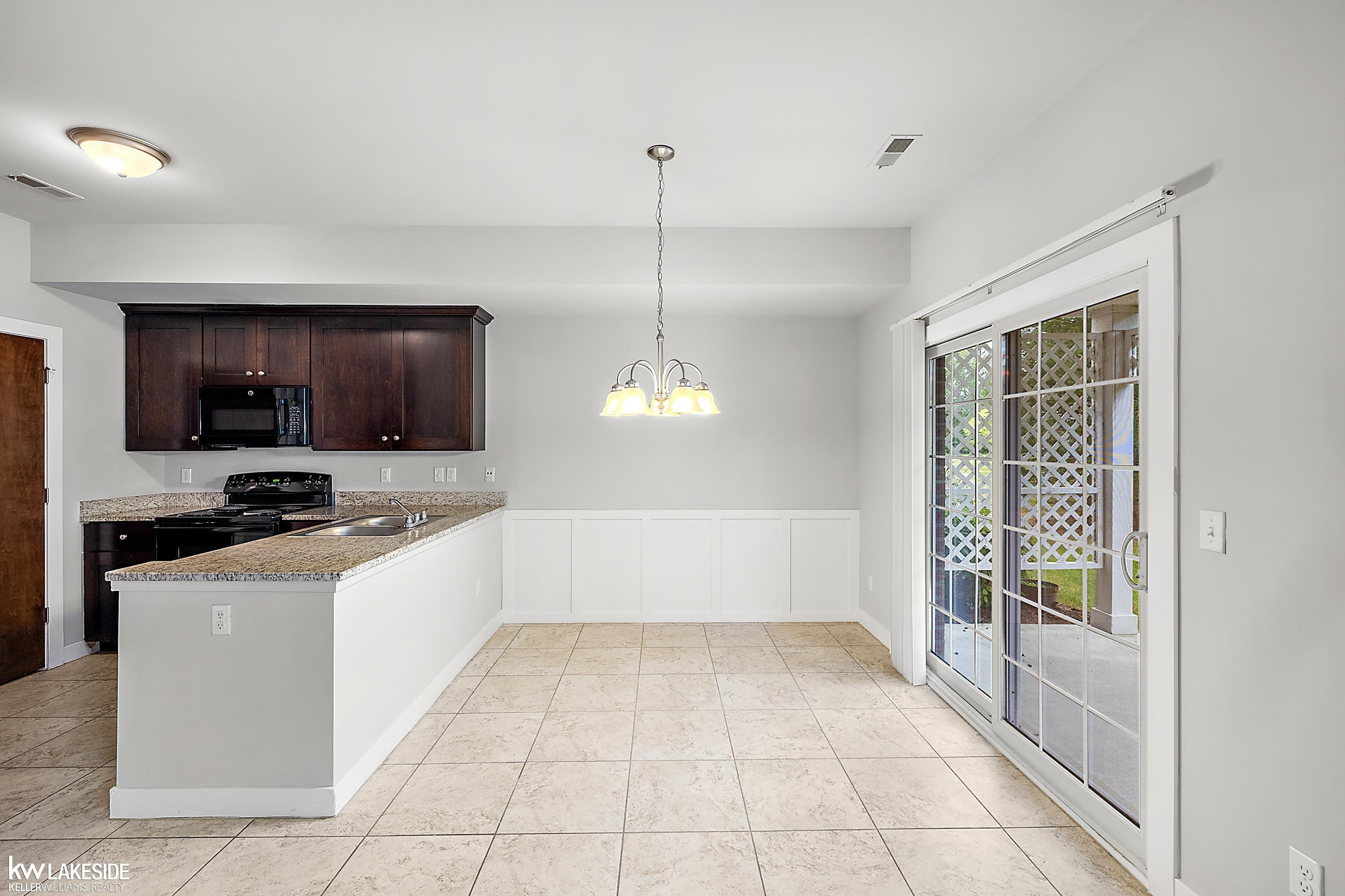 6227 Windemere Lane, Utica, MI 48316 — Photo 16