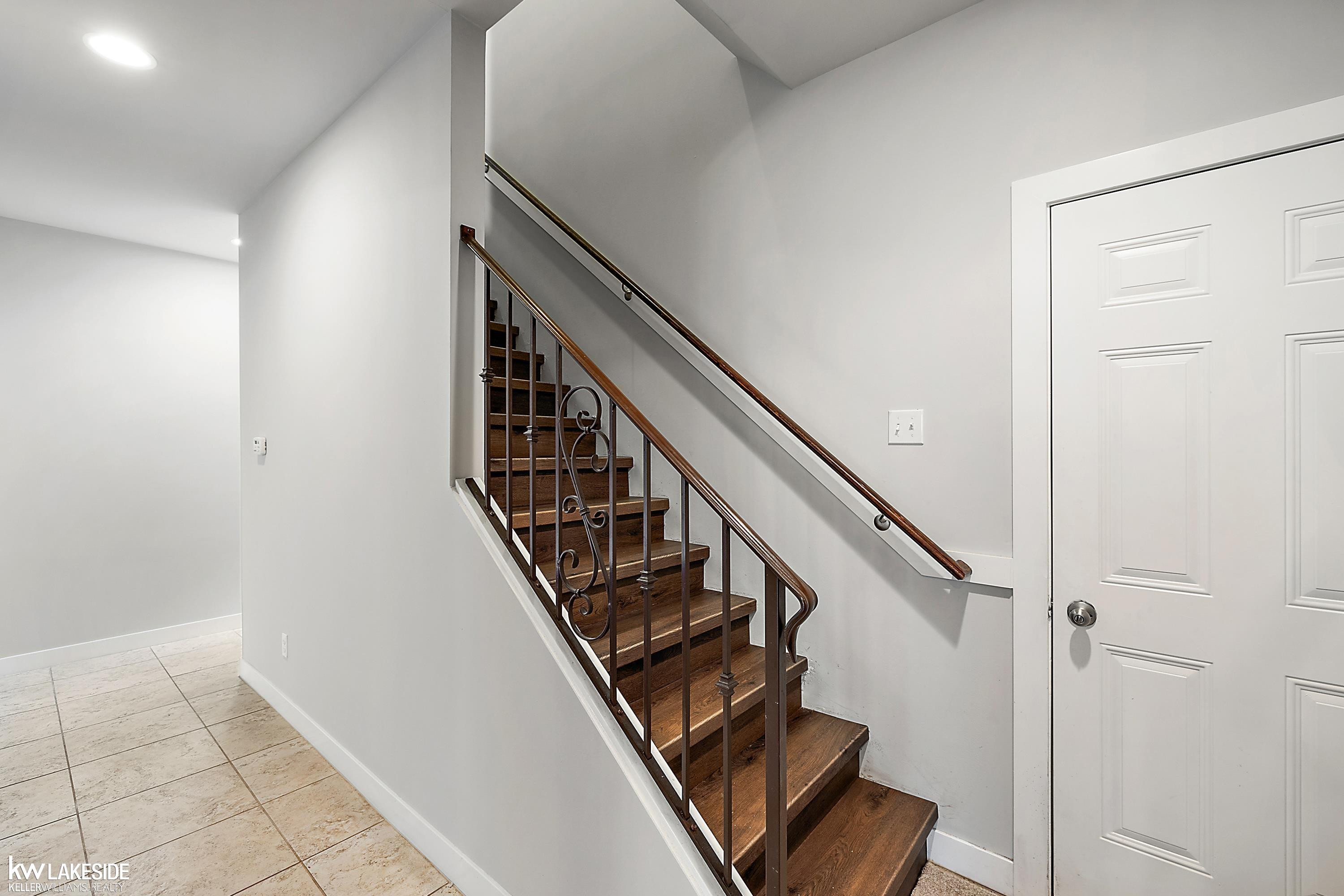 6227 Windemere Lane, Utica, MI 48316 — Photo 25