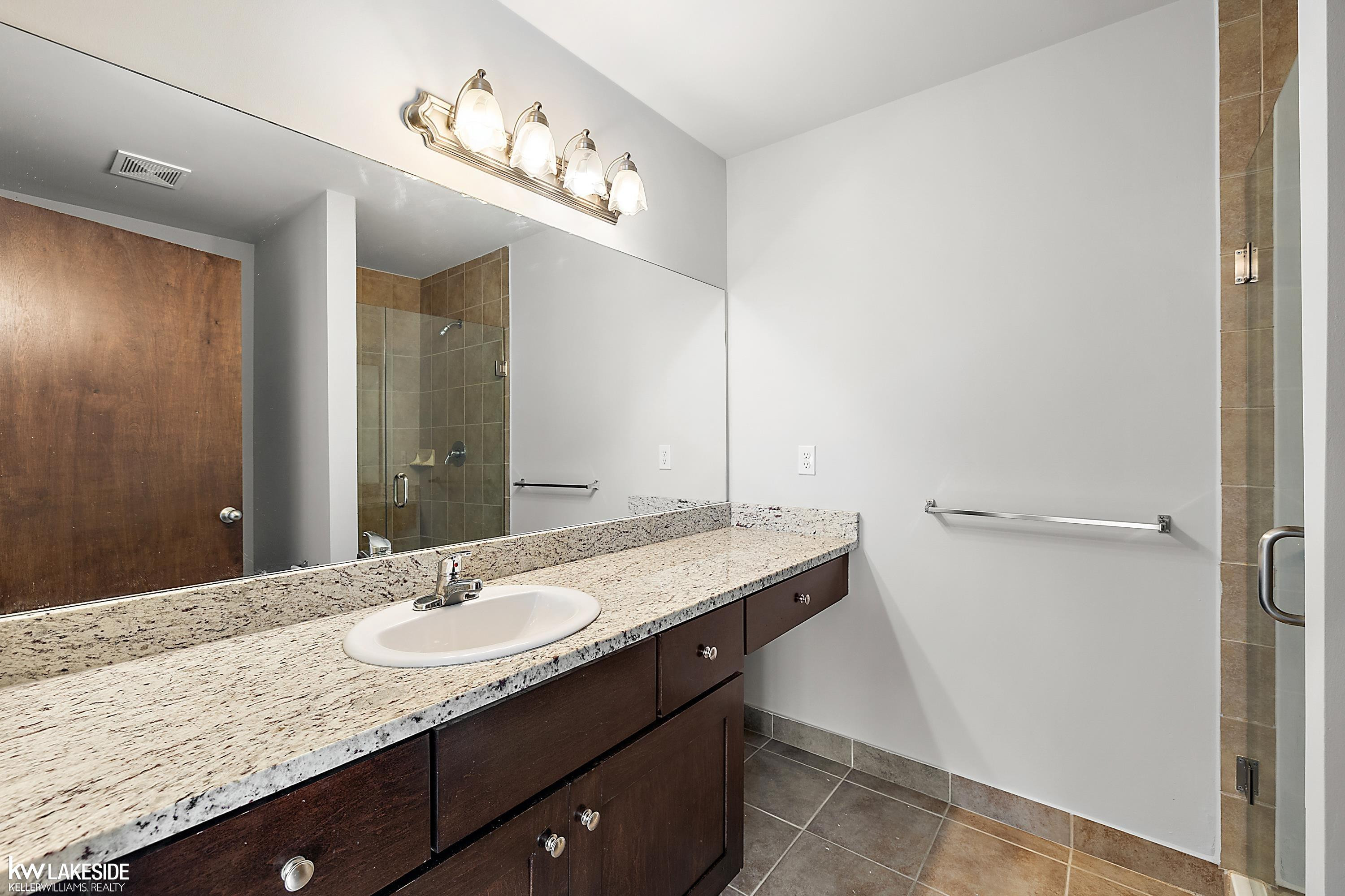 6227 Windemere Lane, Utica, MI 48316 — Photo 29