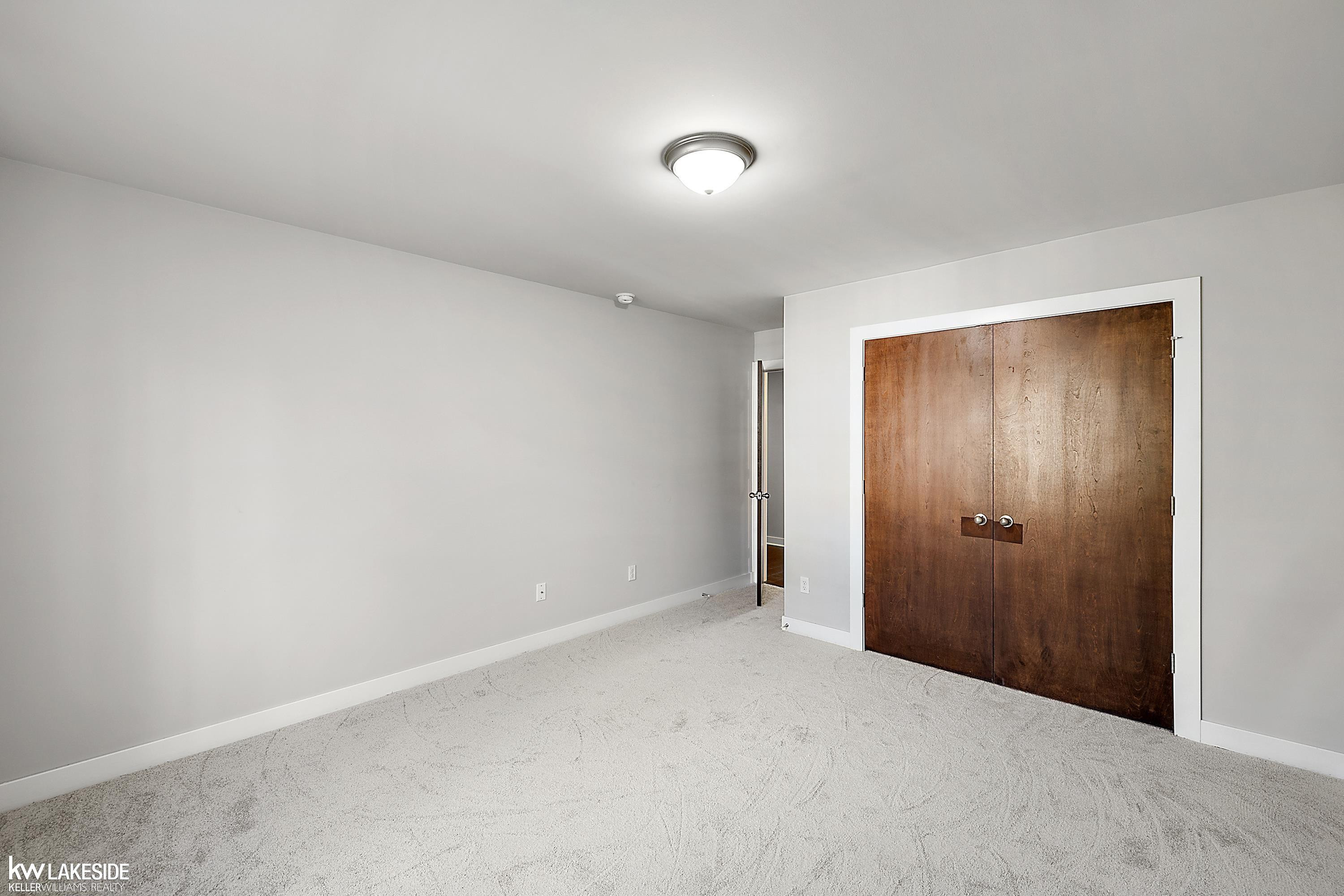 6227 Windemere Lane, Utica, MI 48316 — Photo 35