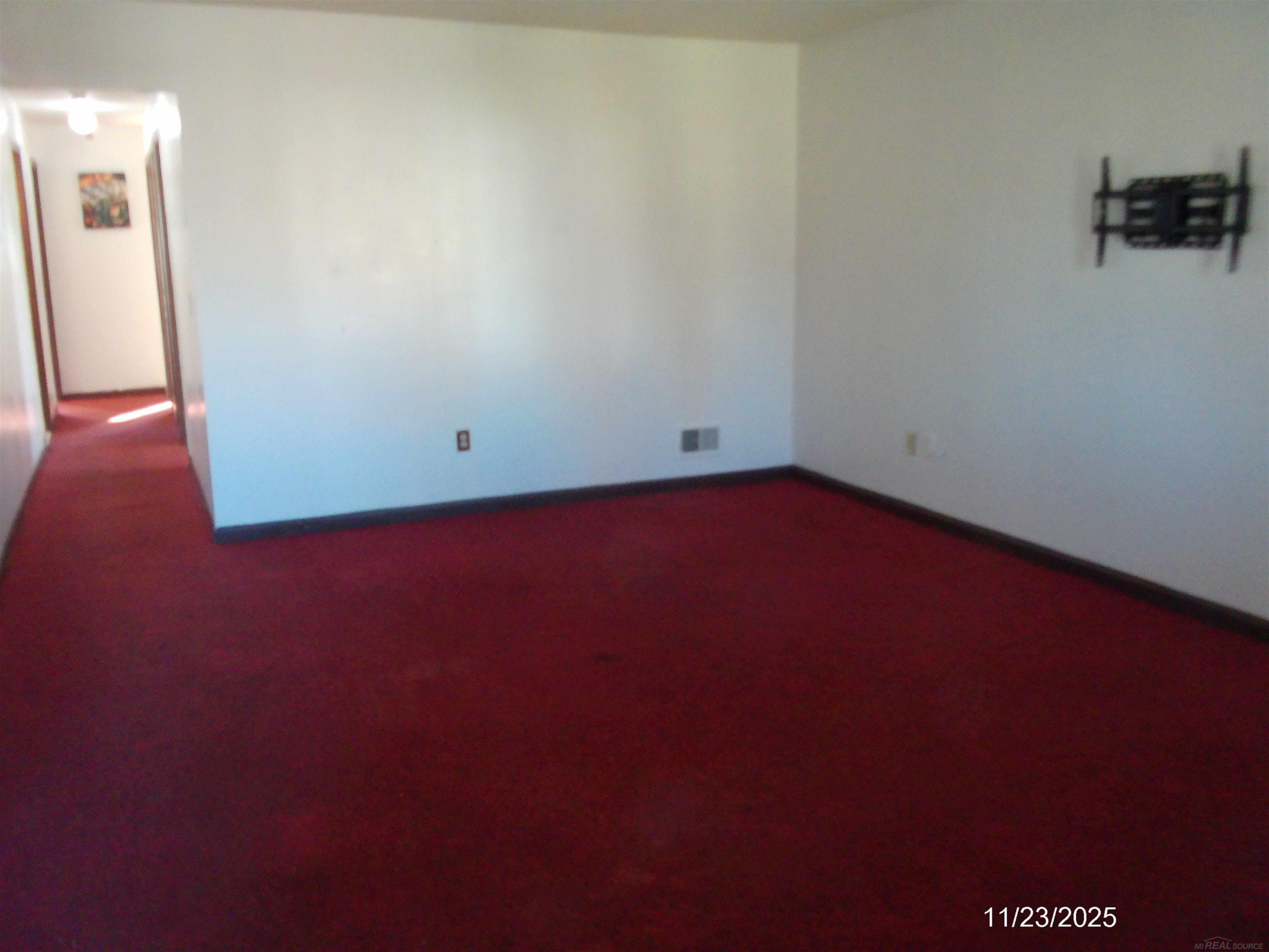 16682 Eastland Street, Roseville, MI, 48066