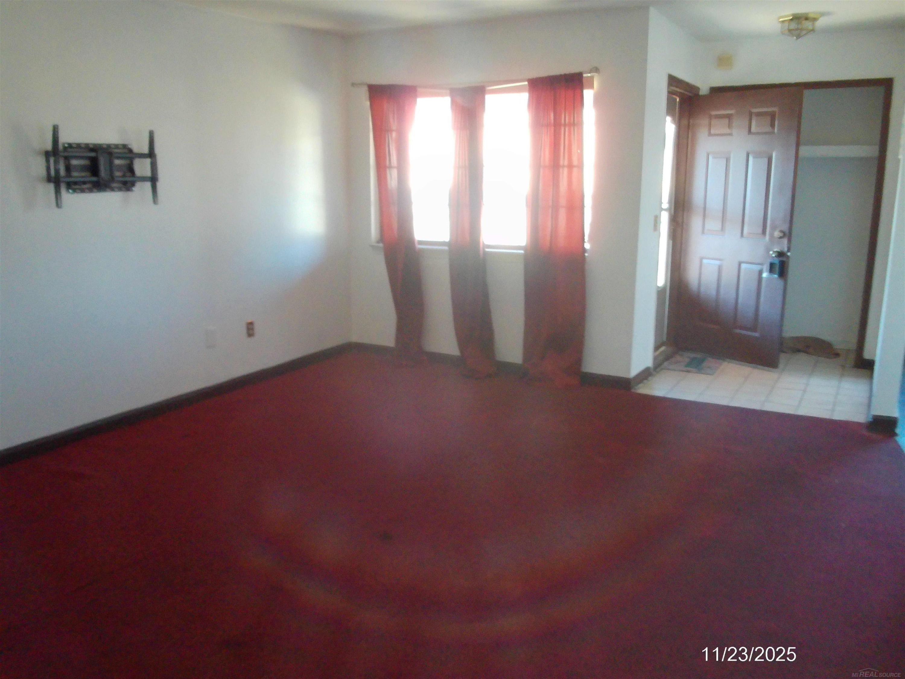 16682 Eastland Street, Roseville, MI, 48066