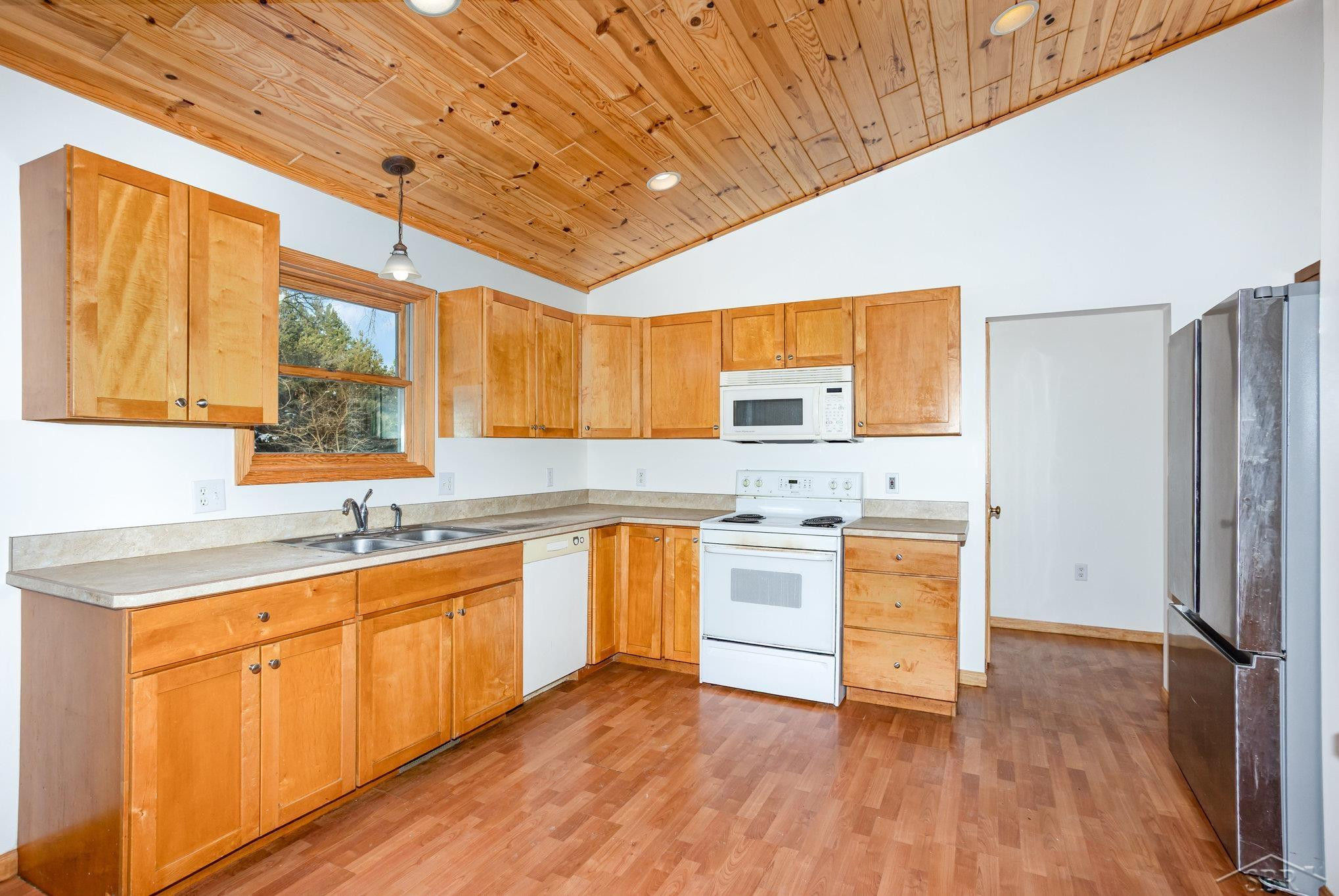 4294 Turtle Road, Turner, MI 48765 — Photo 6