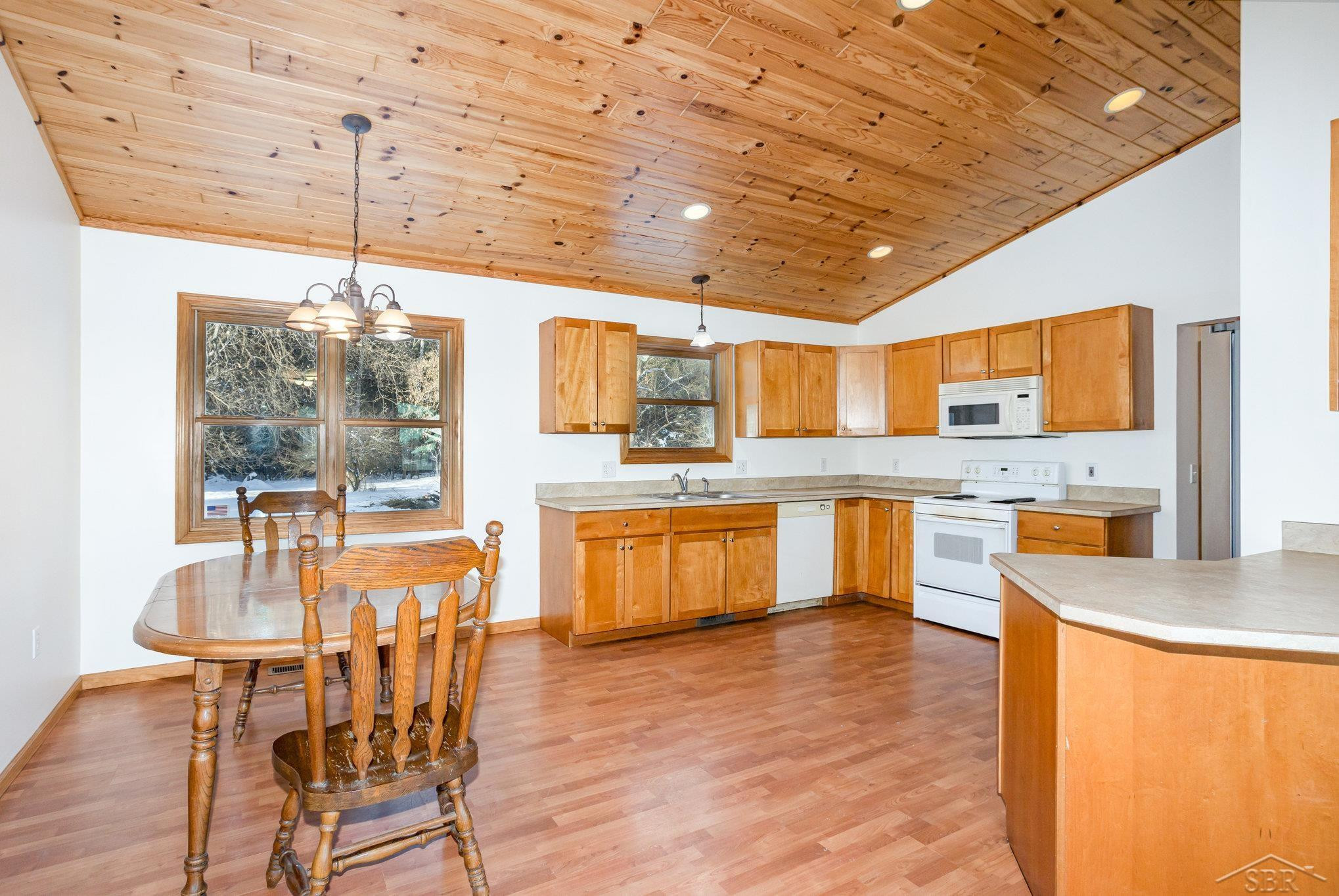 4294 Turtle Road, Turner, MI 48765 — Photo 8