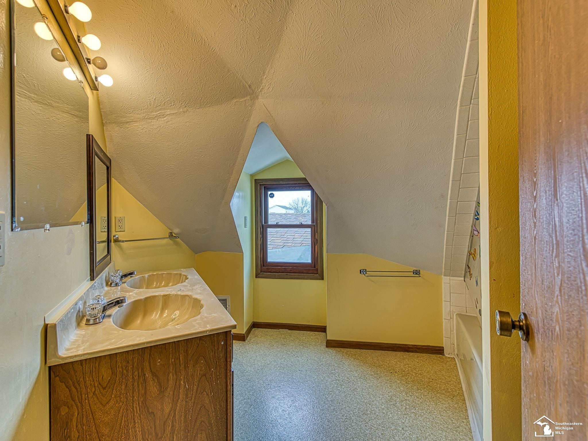 7033 Todd Road, Ida, MI 48140 — Photo 38