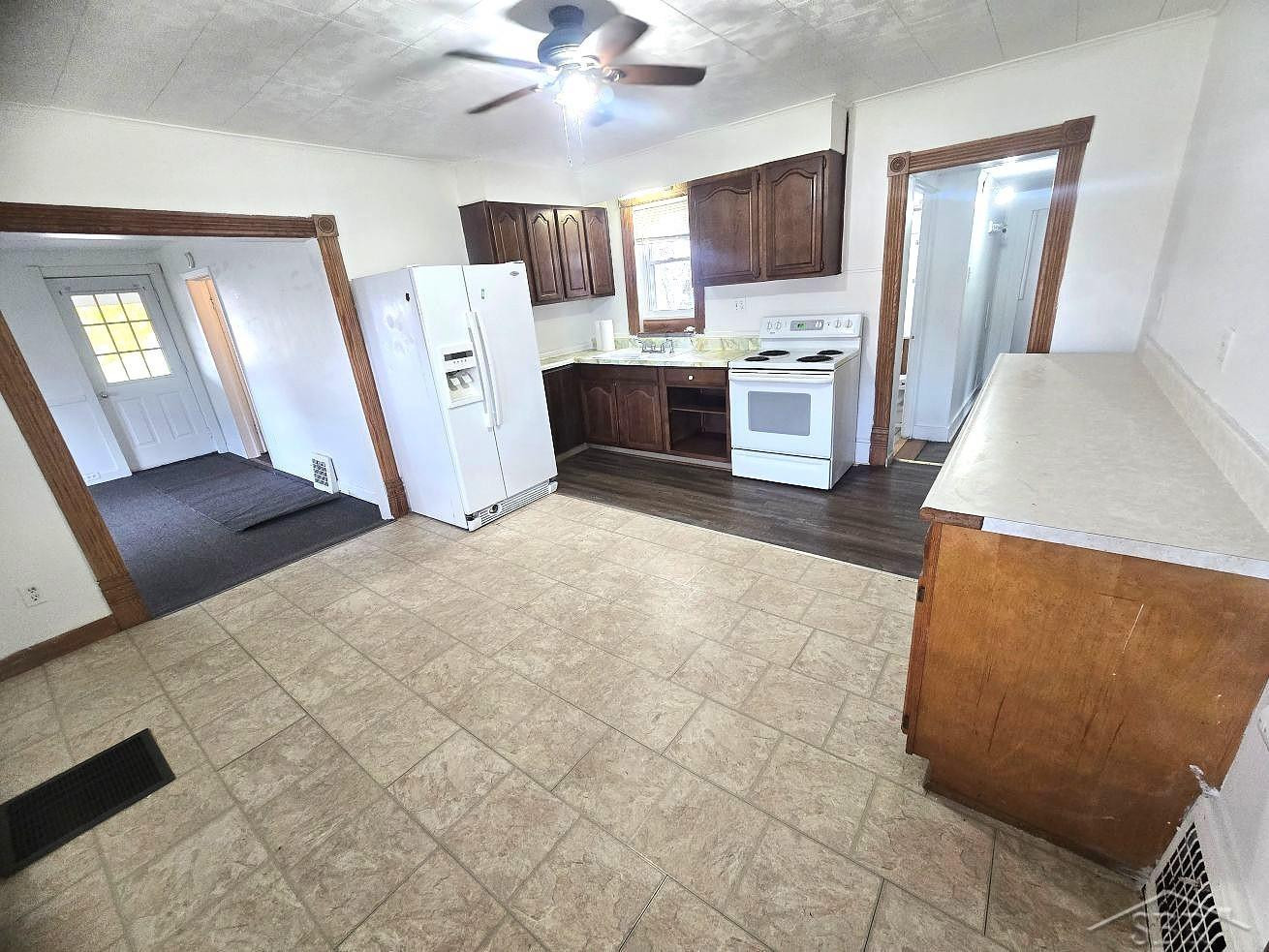 322 S Hemlock Road, Hemlock, MI 48626 — Photo 3