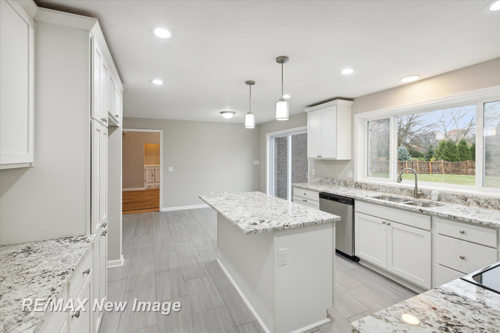 60 Golfview Drive, Saginaw, MI 48638 — Photo 16