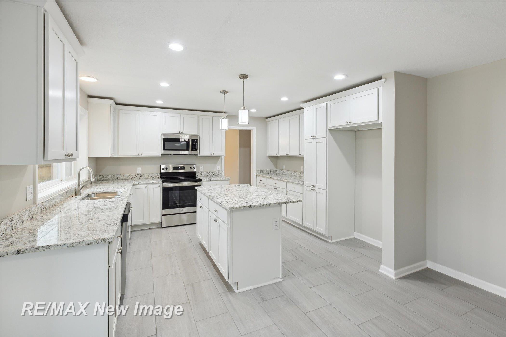 60 Golfview Drive, Saginaw, MI 48638 — Photo 19