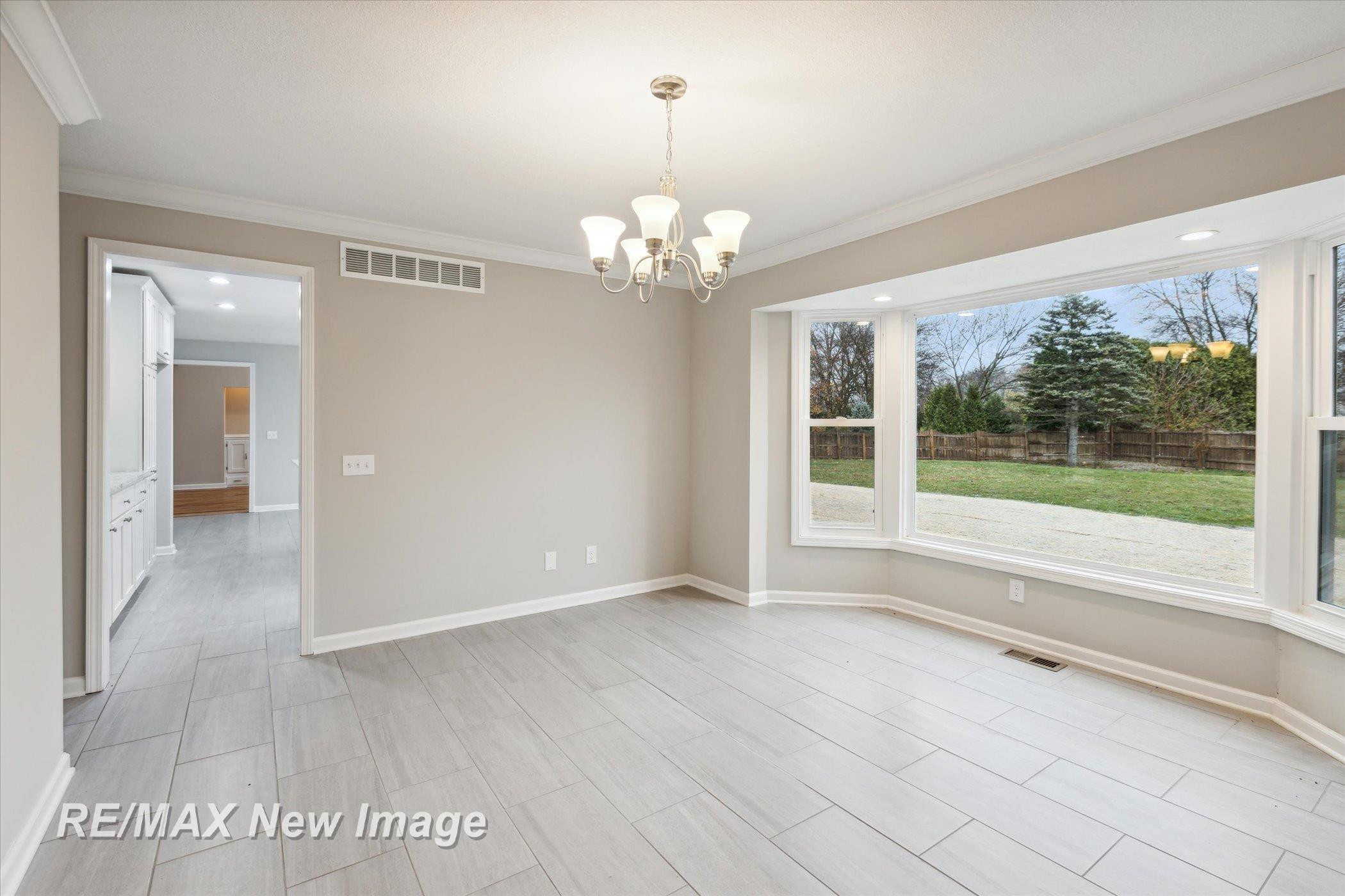 60 Golfview Drive, Saginaw, MI 48638 — Photo 26
