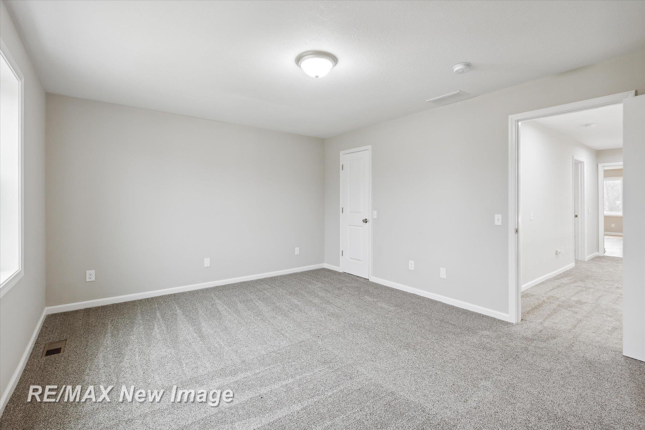 60 Golfview Drive, Saginaw, MI 48638 — Photo 29