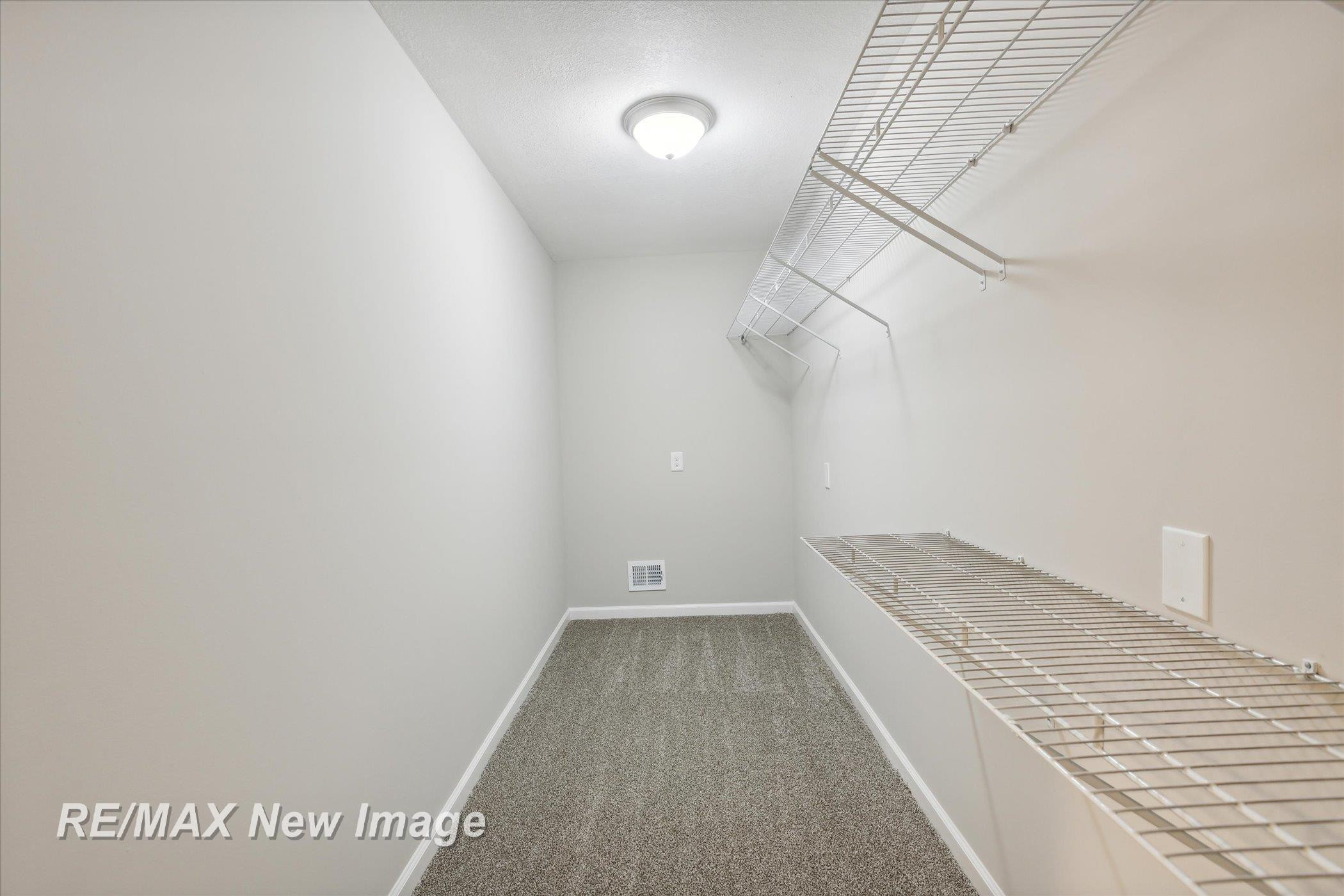 60 Golfview Drive, Saginaw, MI 48638 — Photo 38